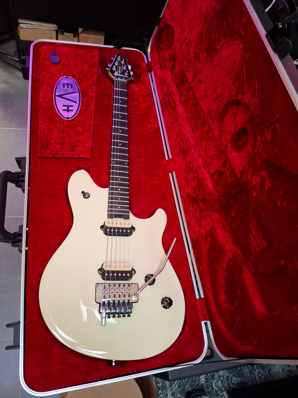 EVH Wolfgang Special Ivory
