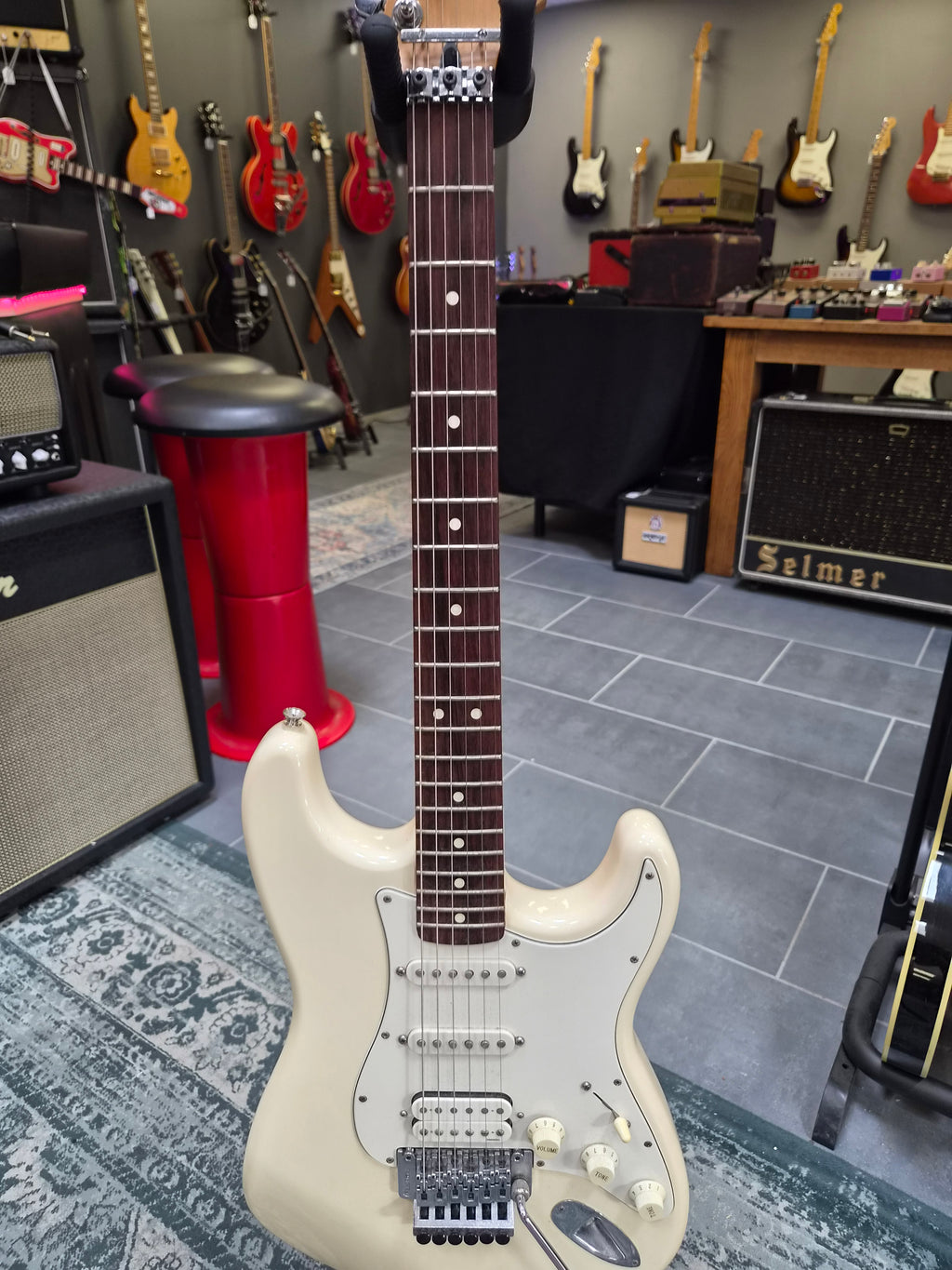 Fender Richie Sambora Signature Standard Stratocaster Olympic White 1995