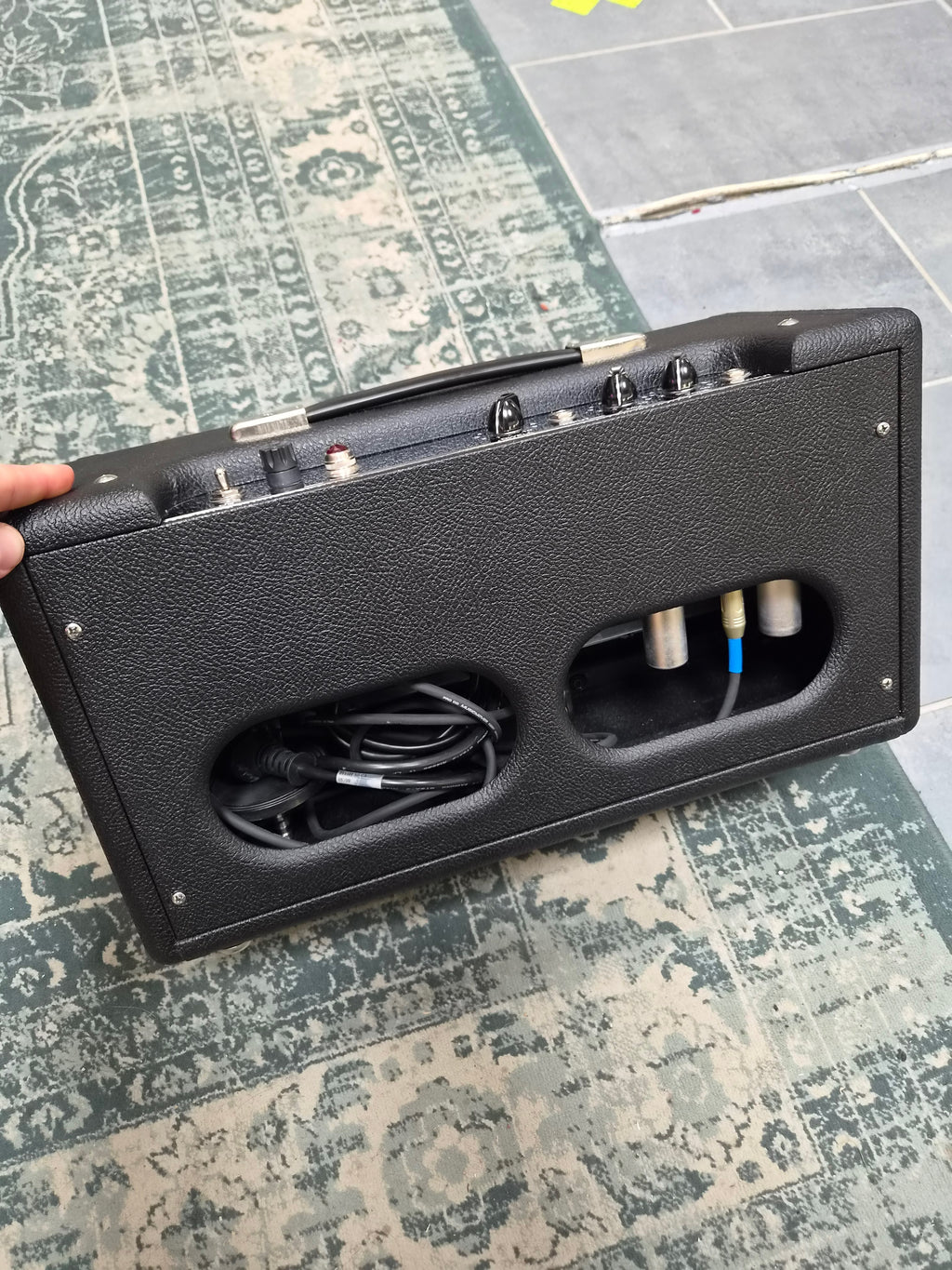 "No name" Reverb unit
