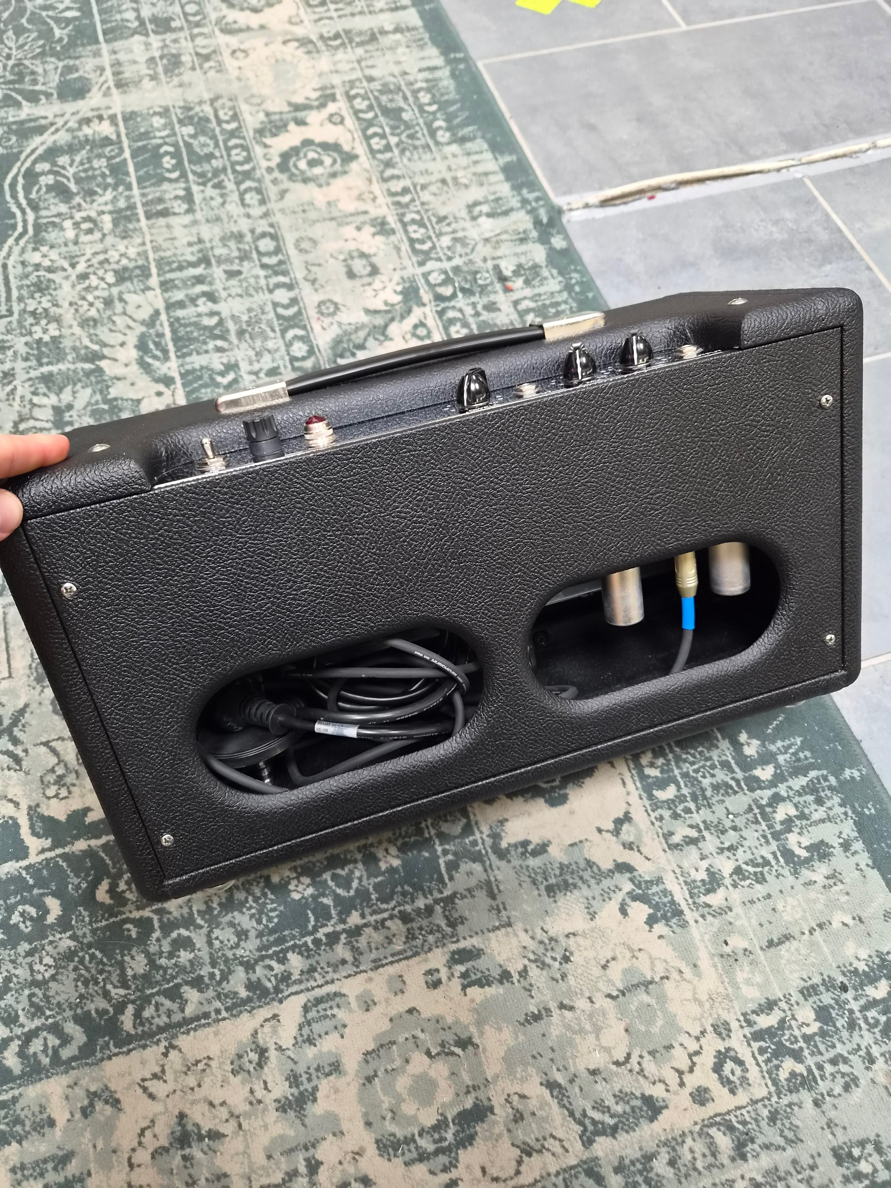 "No name" Reverb unit