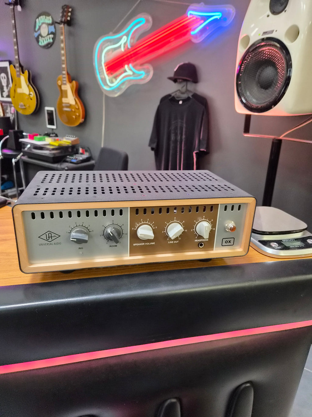 Universal Audio OX Amp Top Box