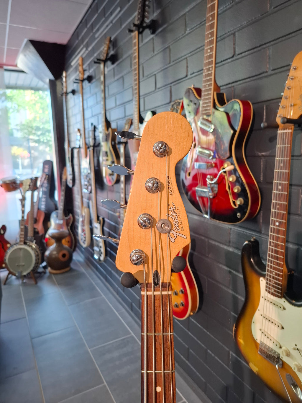 Fender Standard Jazz Bass 2001