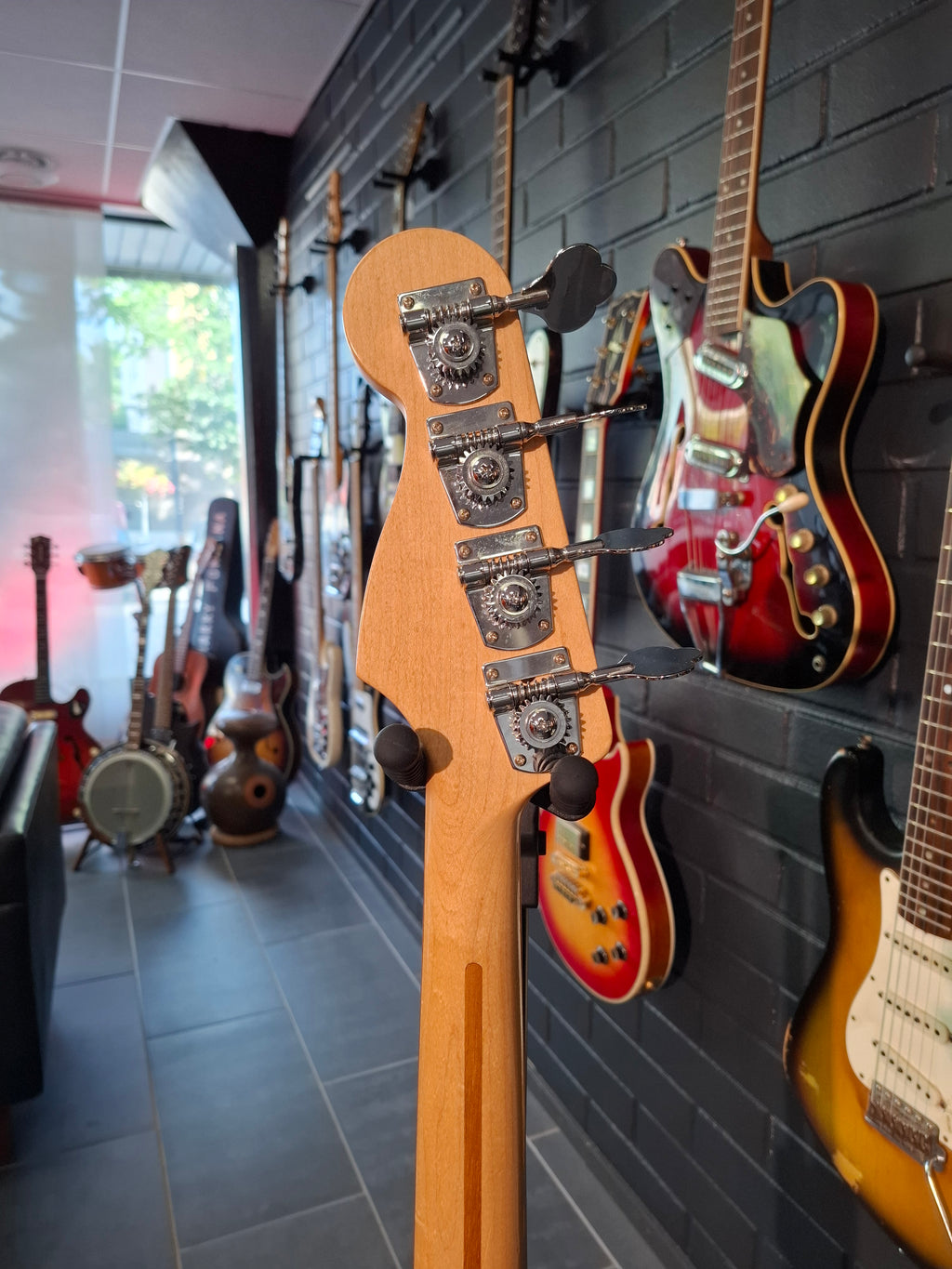 Fender Standard Jazz Bass 2001
