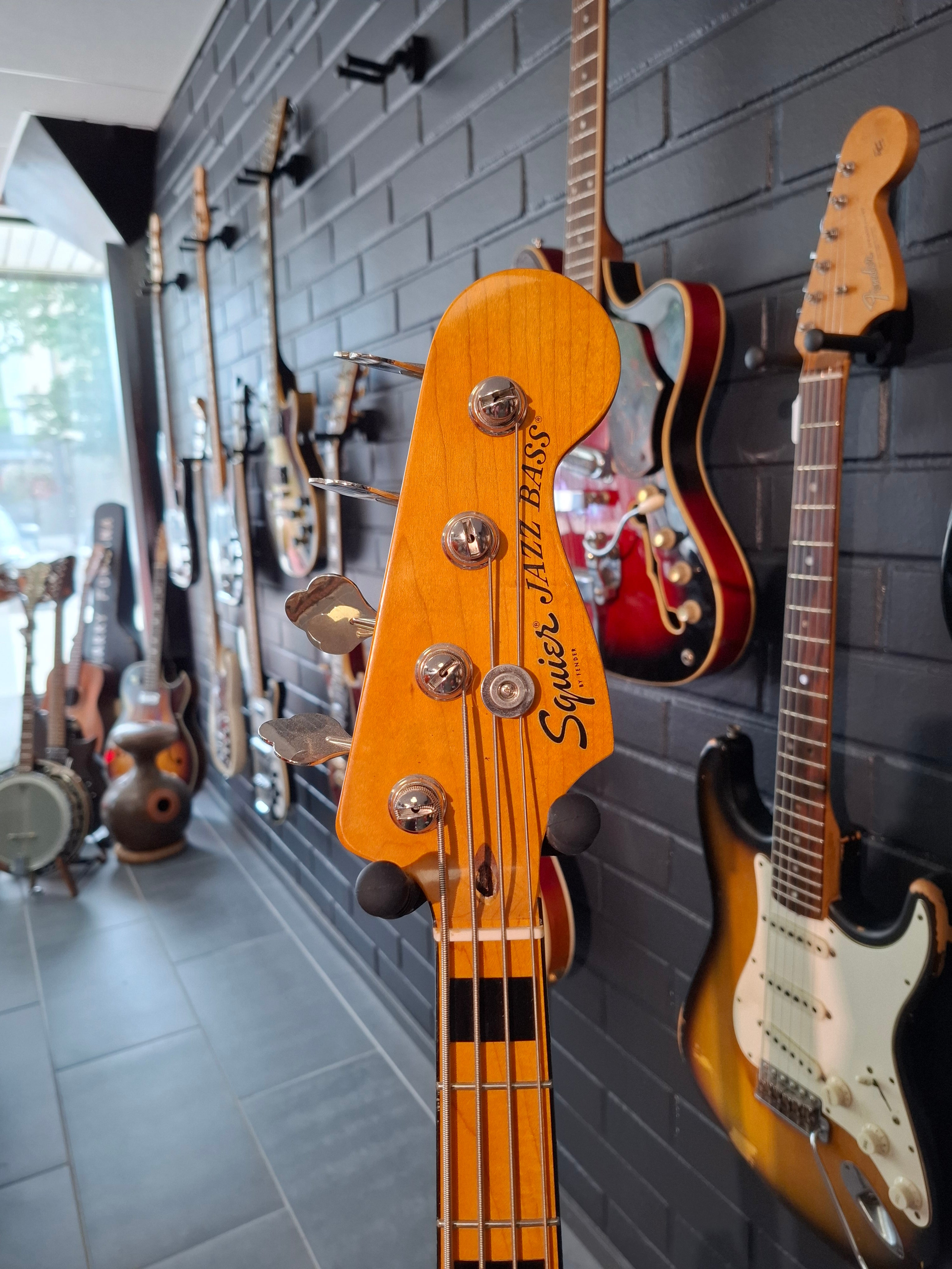 Squier Classic Vibe 70s Jazz Bass