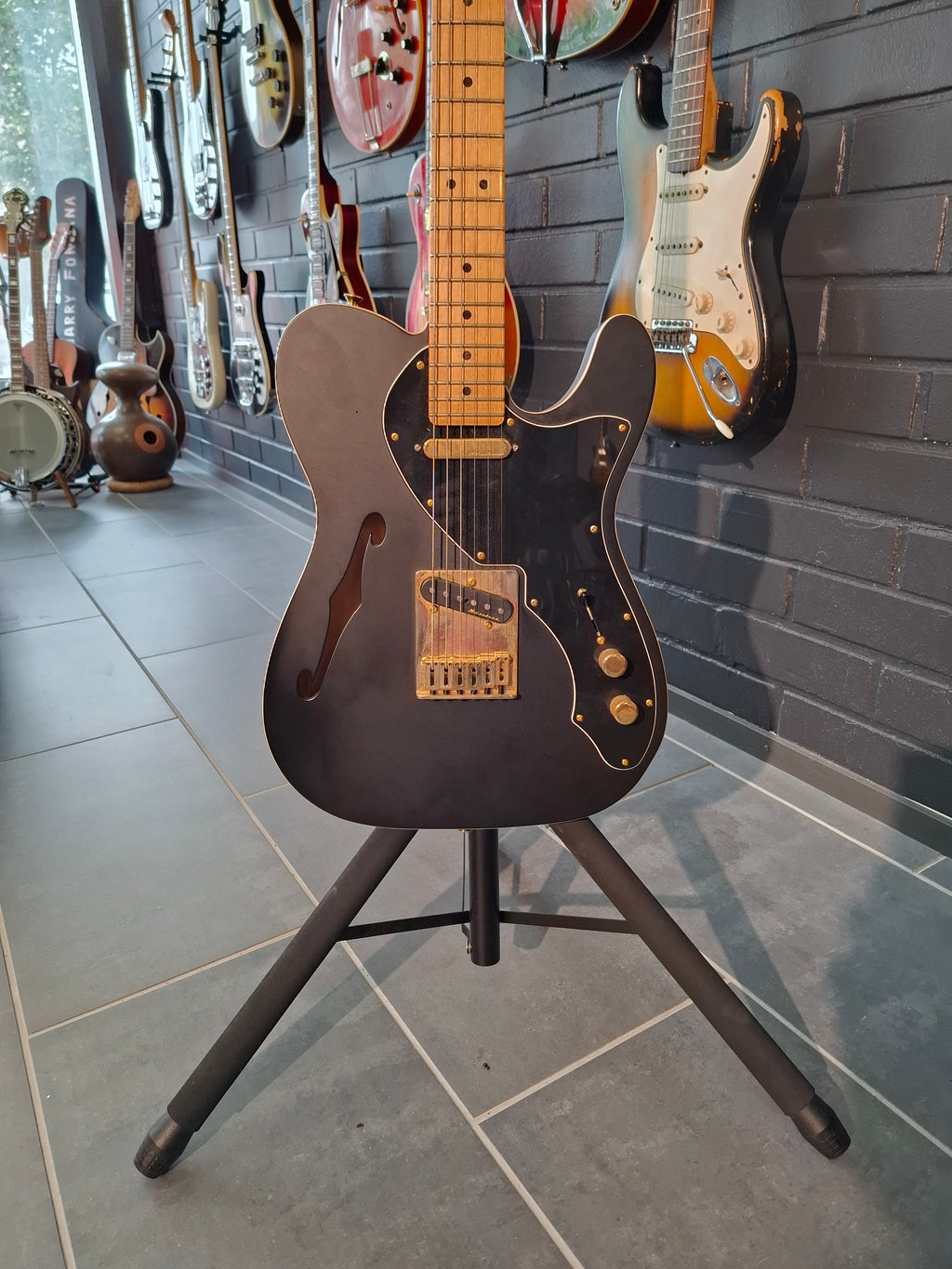 Fender LTD Deluxe Telecaster Thinline Satin Black 2018
