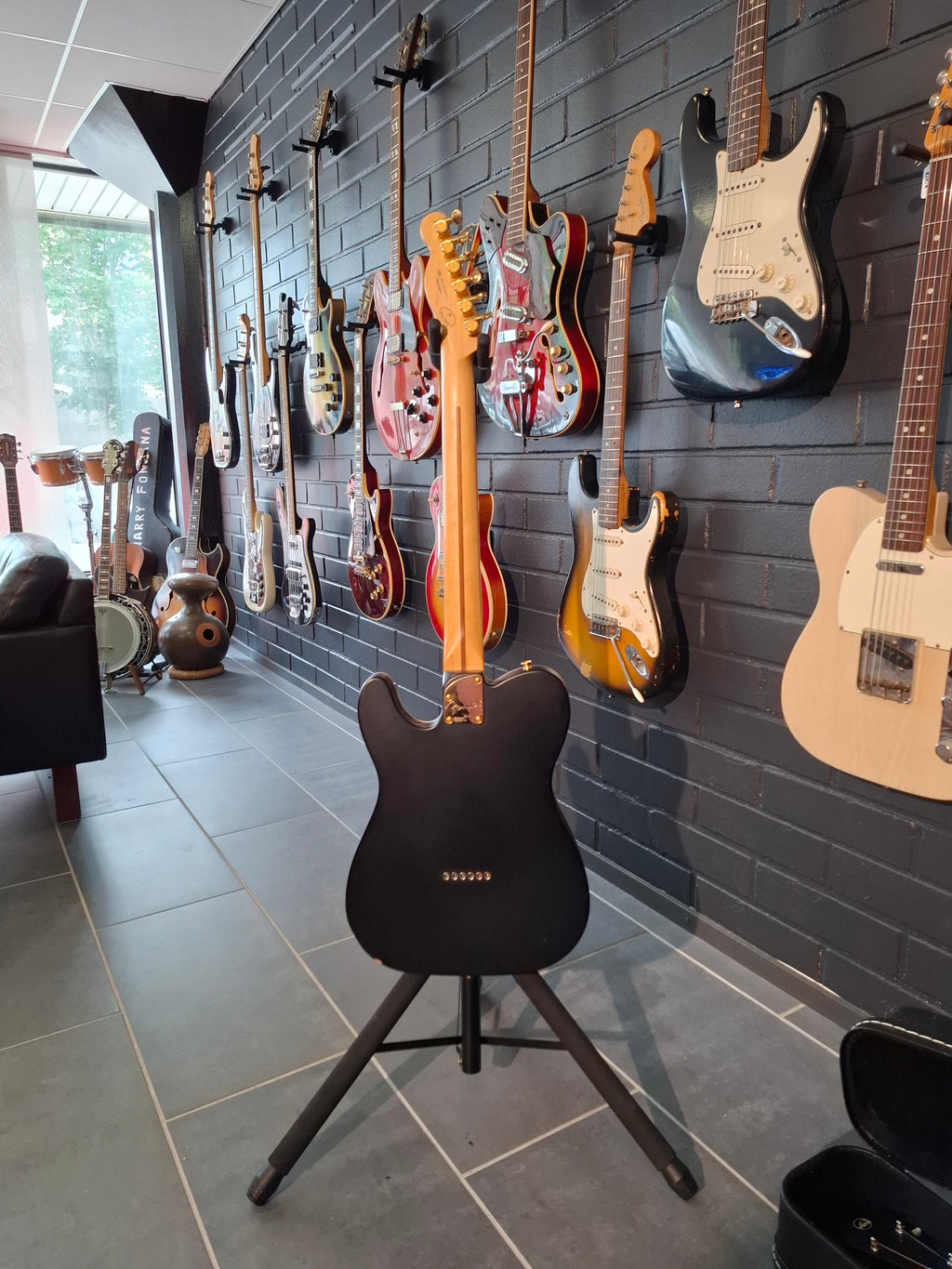 Fender LTD Deluxe Telecaster Thinline Satin Black 2018