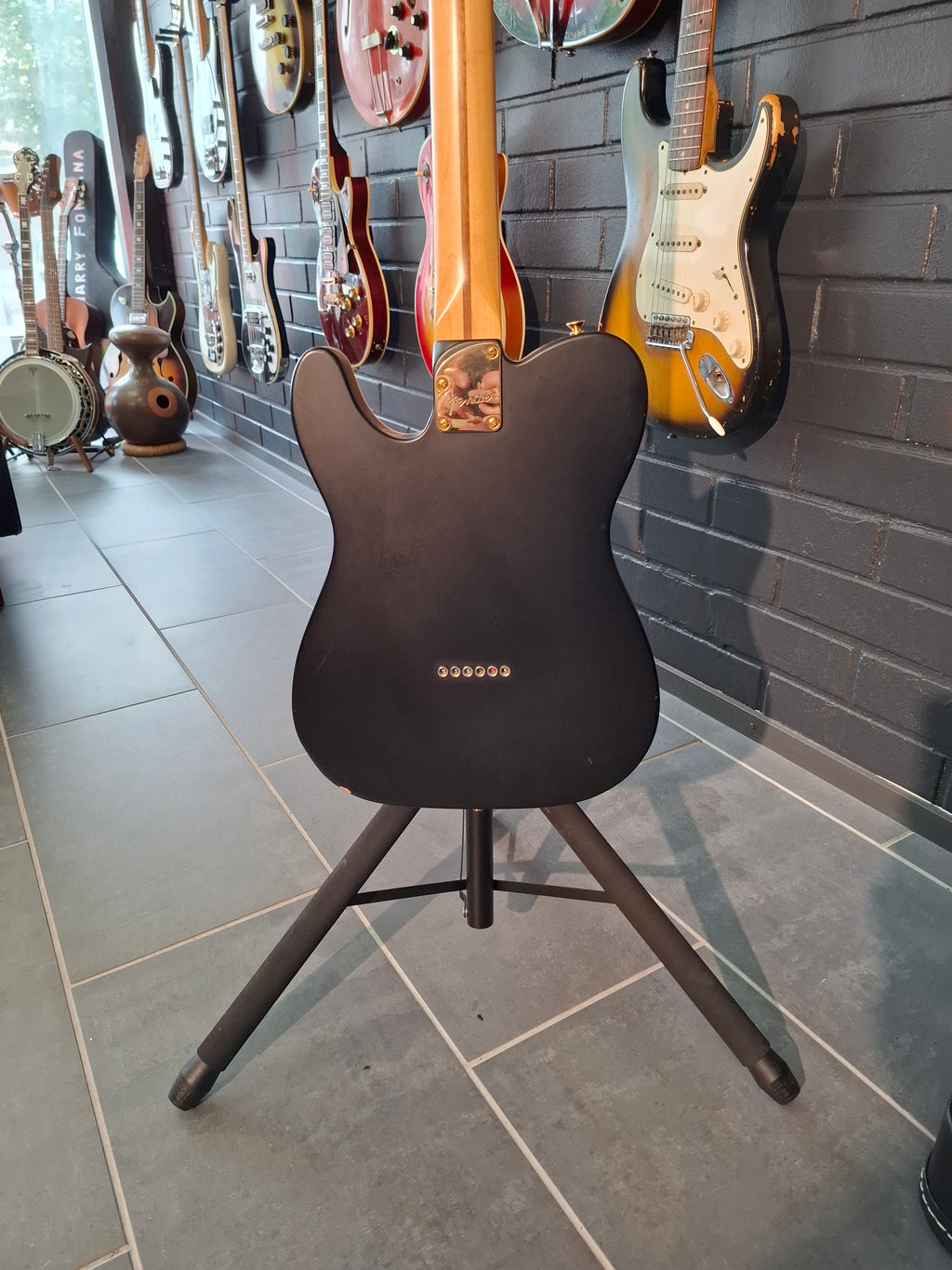 Fender LTD Deluxe Telecaster Thinline Satin Black 2018