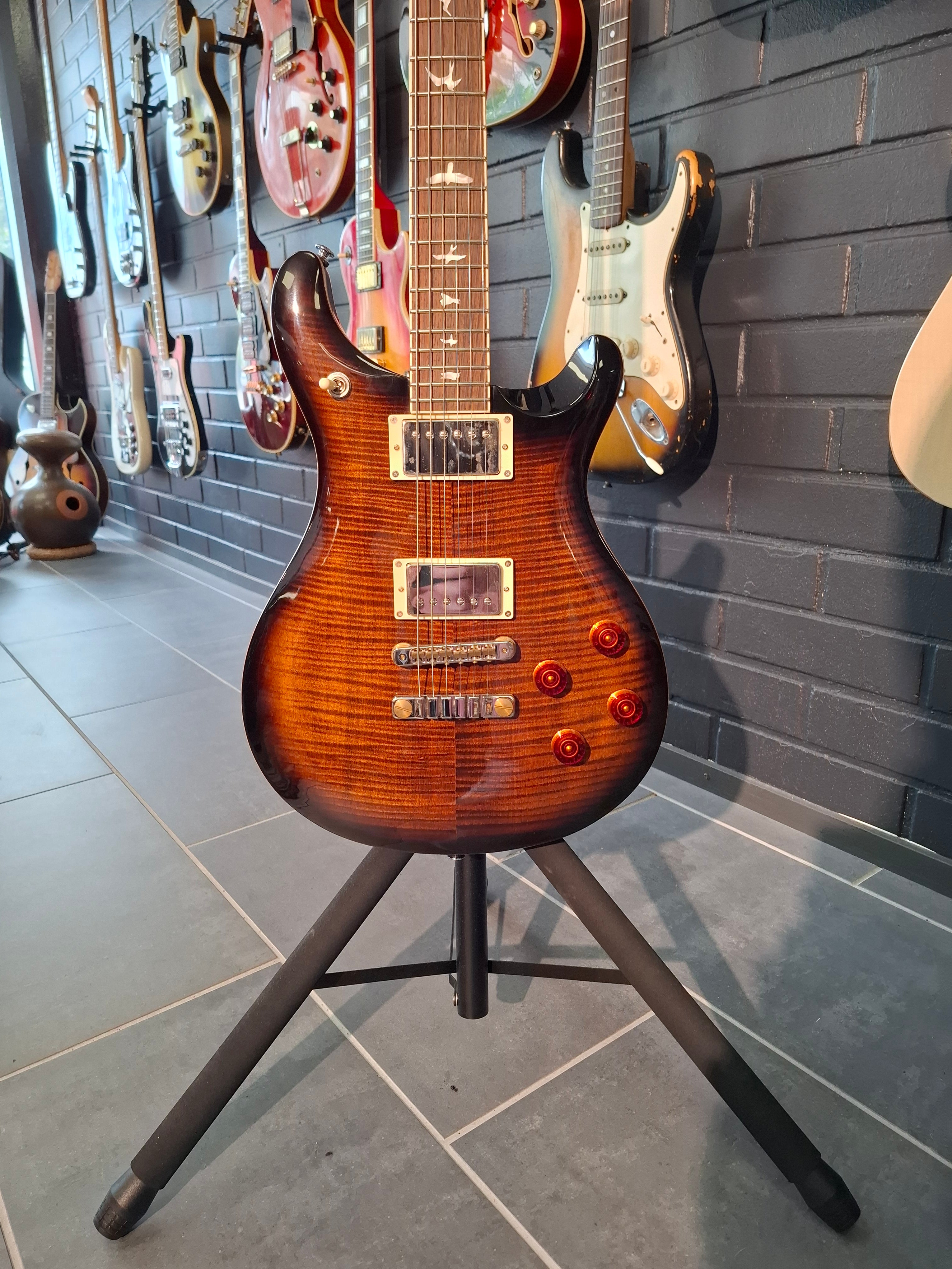 PRS SE McCarty 594 Black Gold Burst