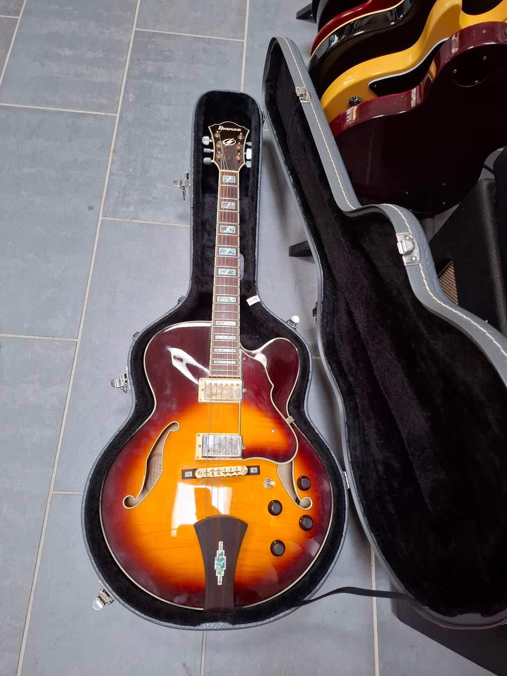 Ibanez AF105 VB
