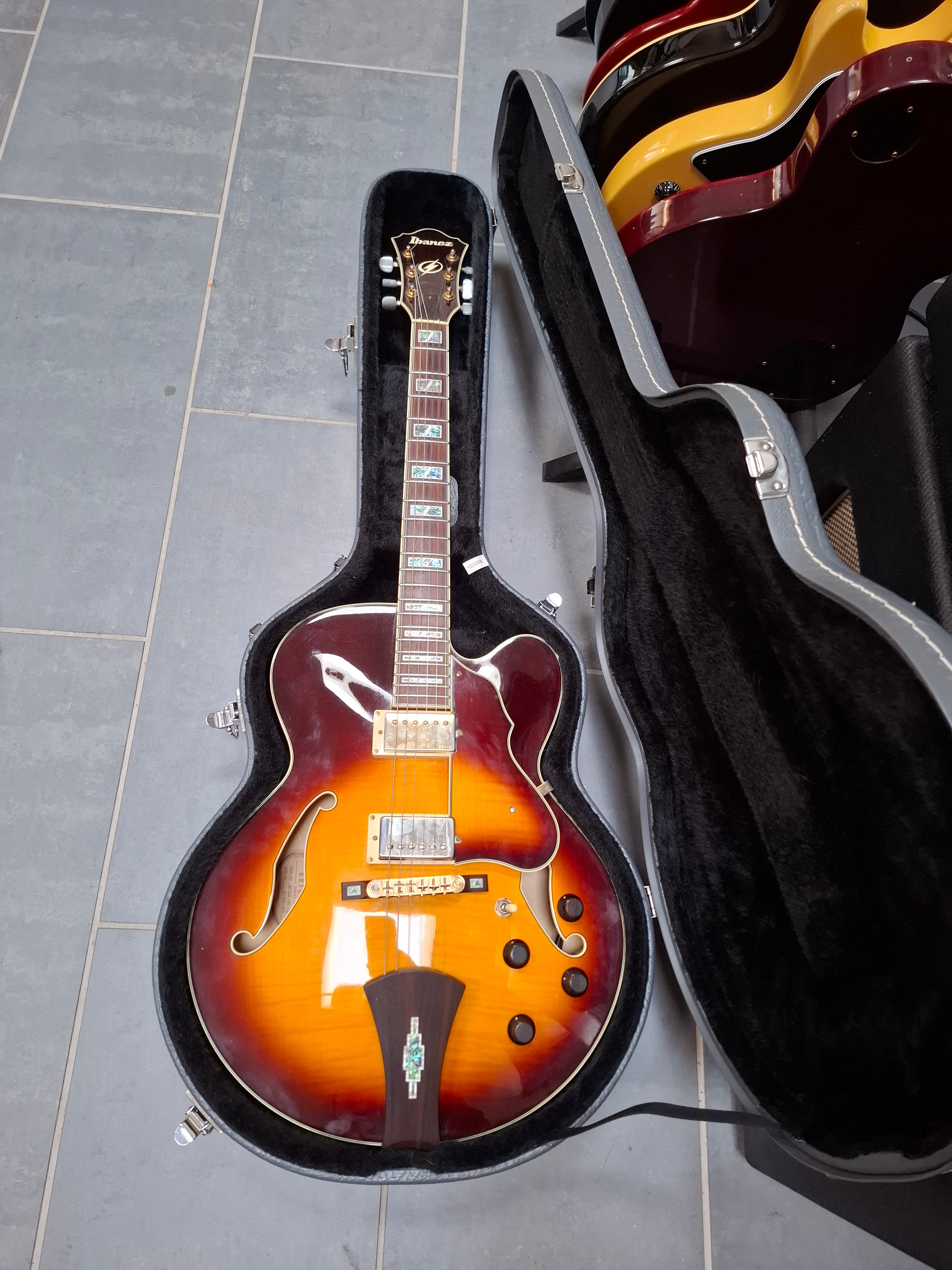 Ibanez AF105 VB