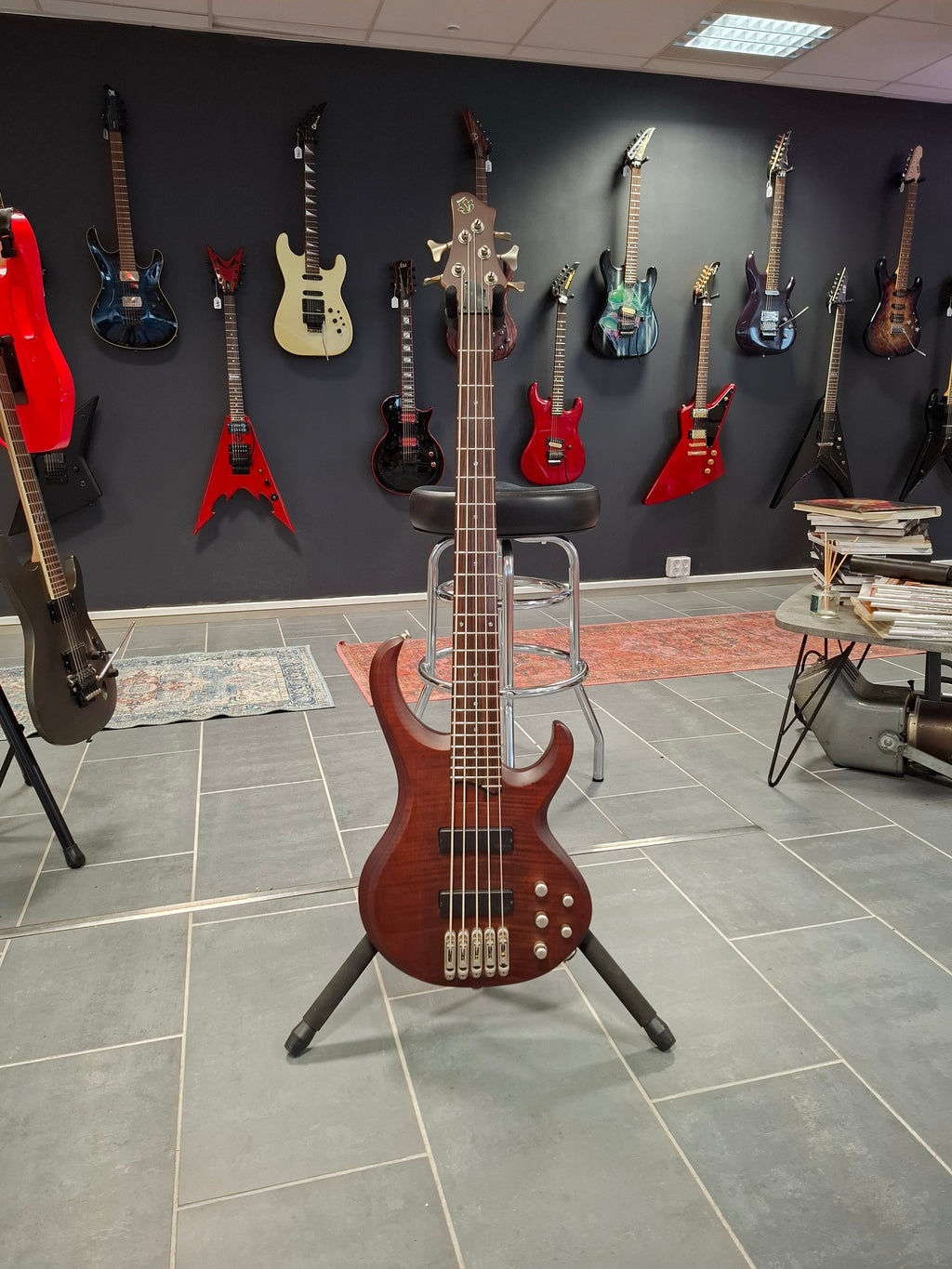 Ibanez BTB555