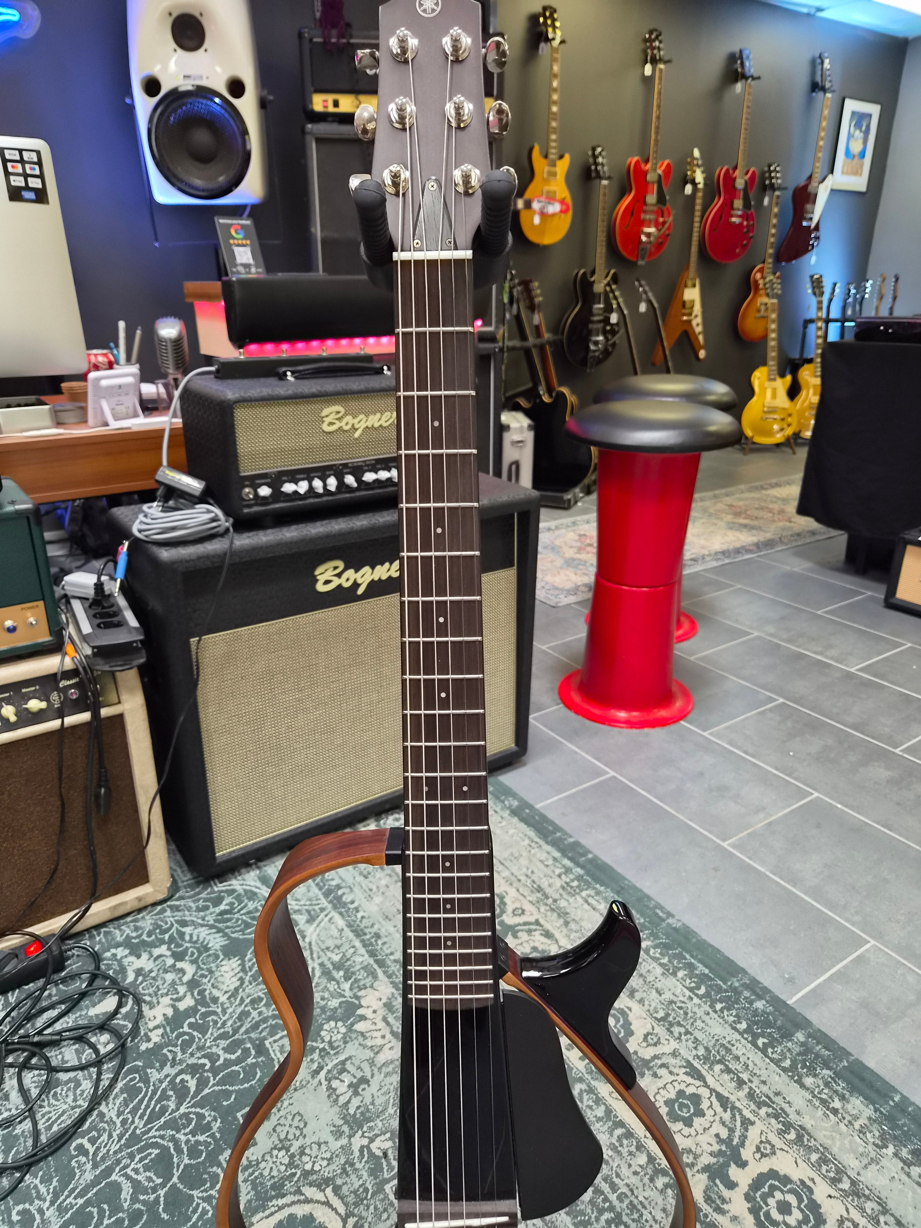 Yamaha SLG200S TBK