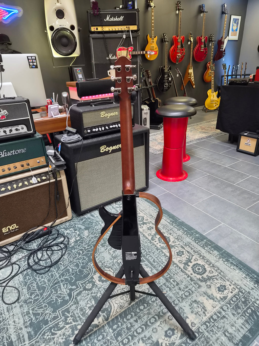 Yamaha SLG200S TBK