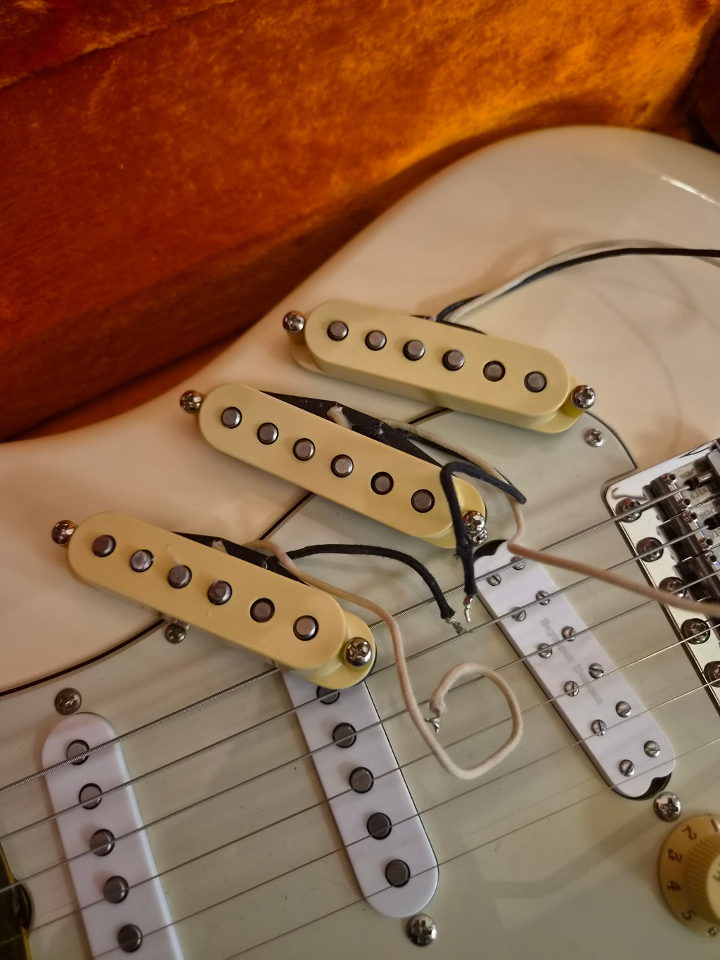 Fender American Vintage II 61 Stratocaster 2024 Lefty Olympic White