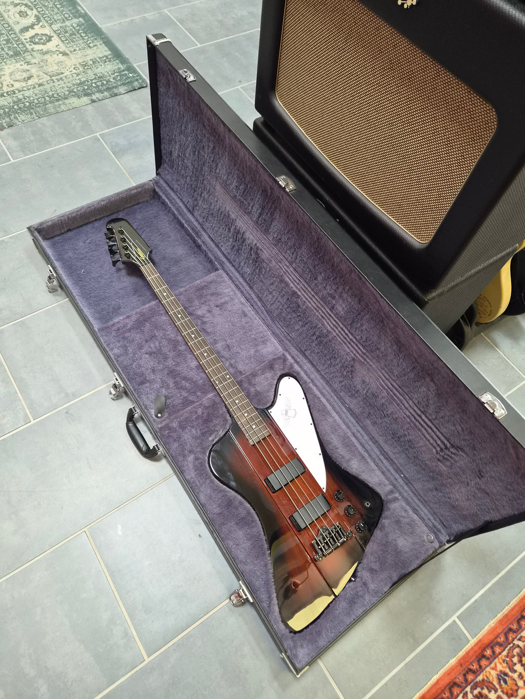 Epiphone Thunderbird IV