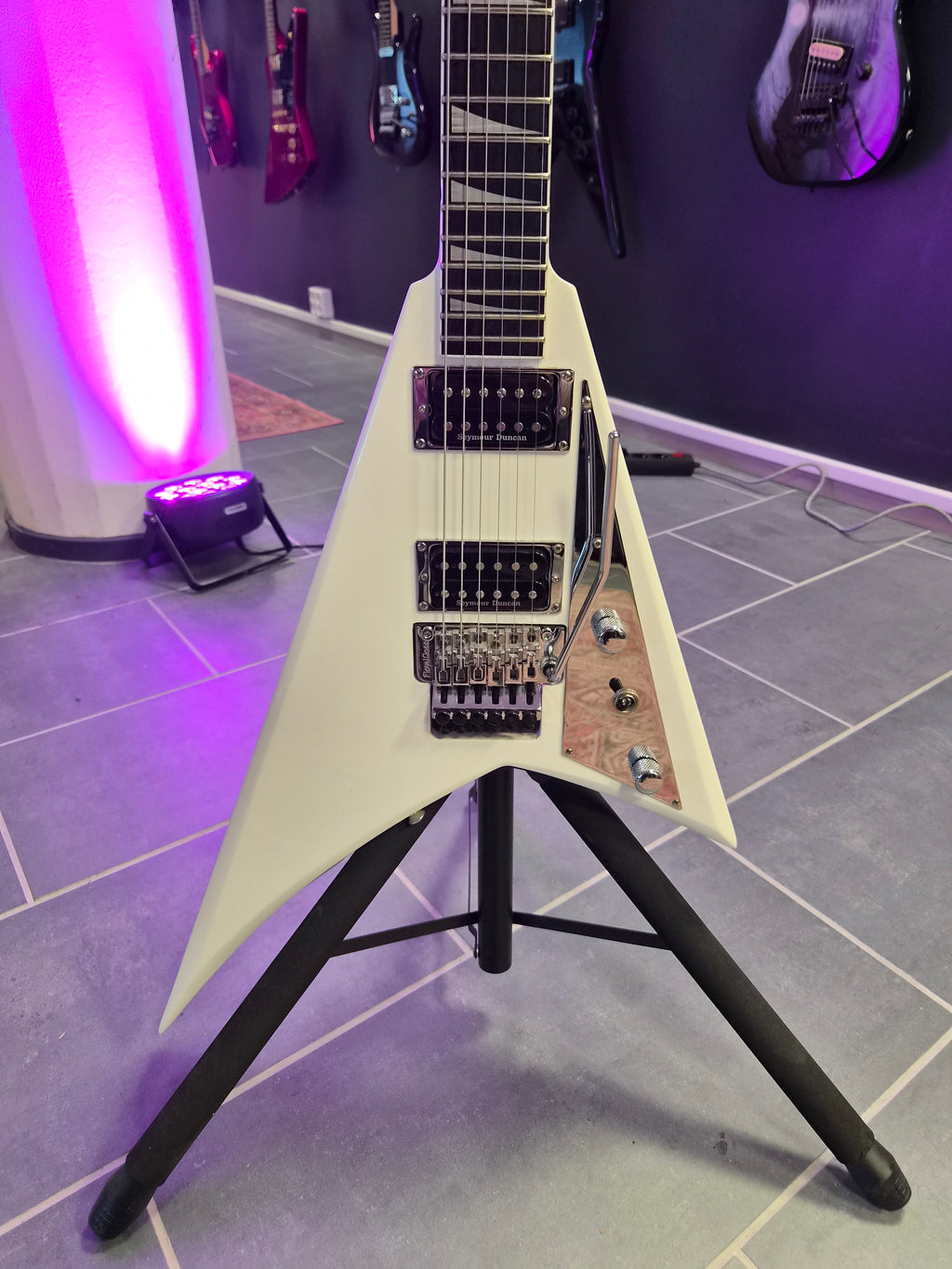Jackson Pro Series Rhoads RR EB Snow White