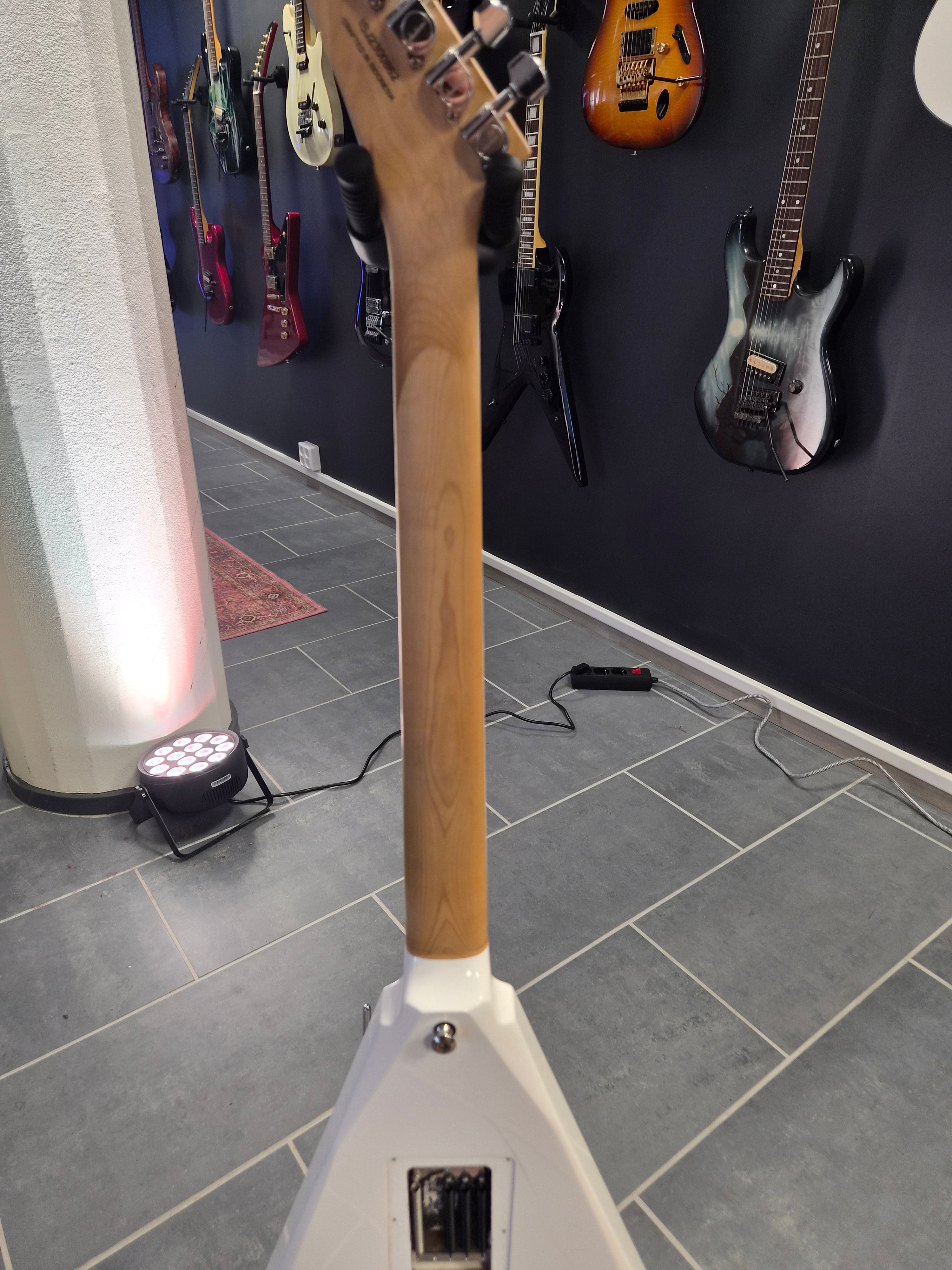 Jackson Pro Series Rhoads RR EB Snow White
