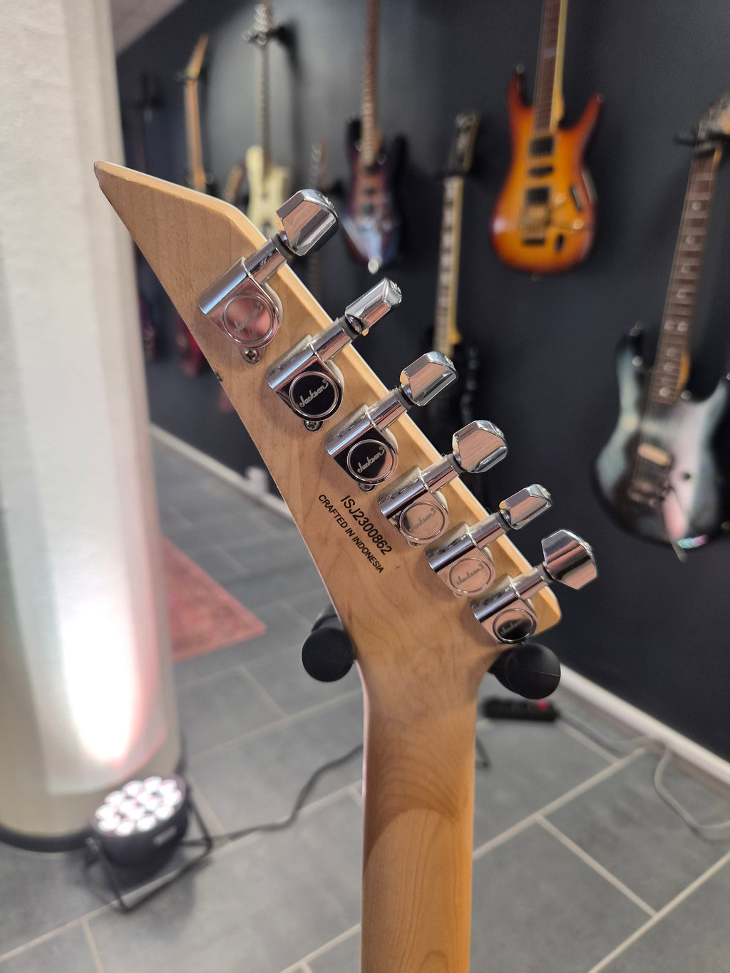 Jackson Pro Series Rhoads RR EB Snow White