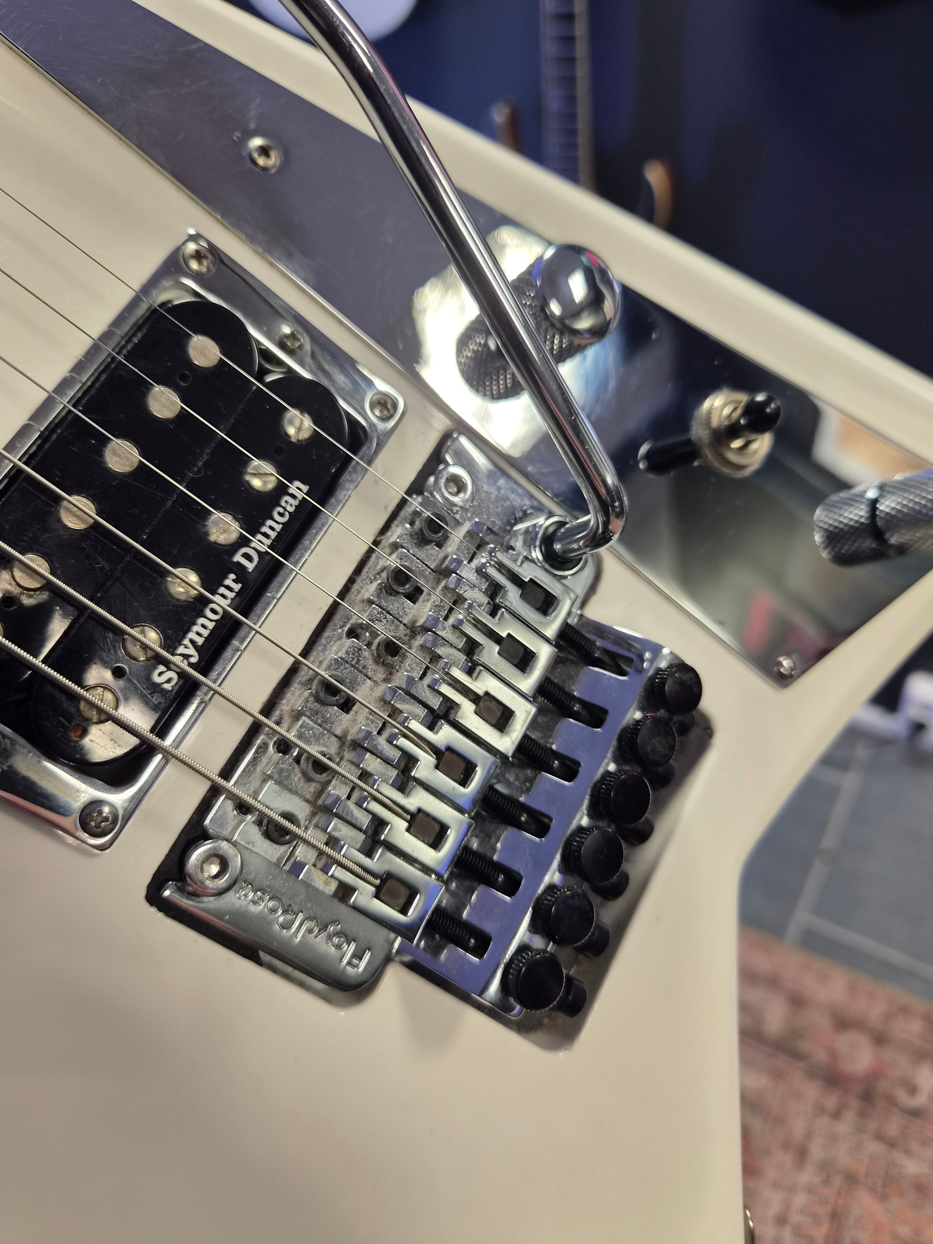 Jackson Pro Series Rhoads RR EB Snow White