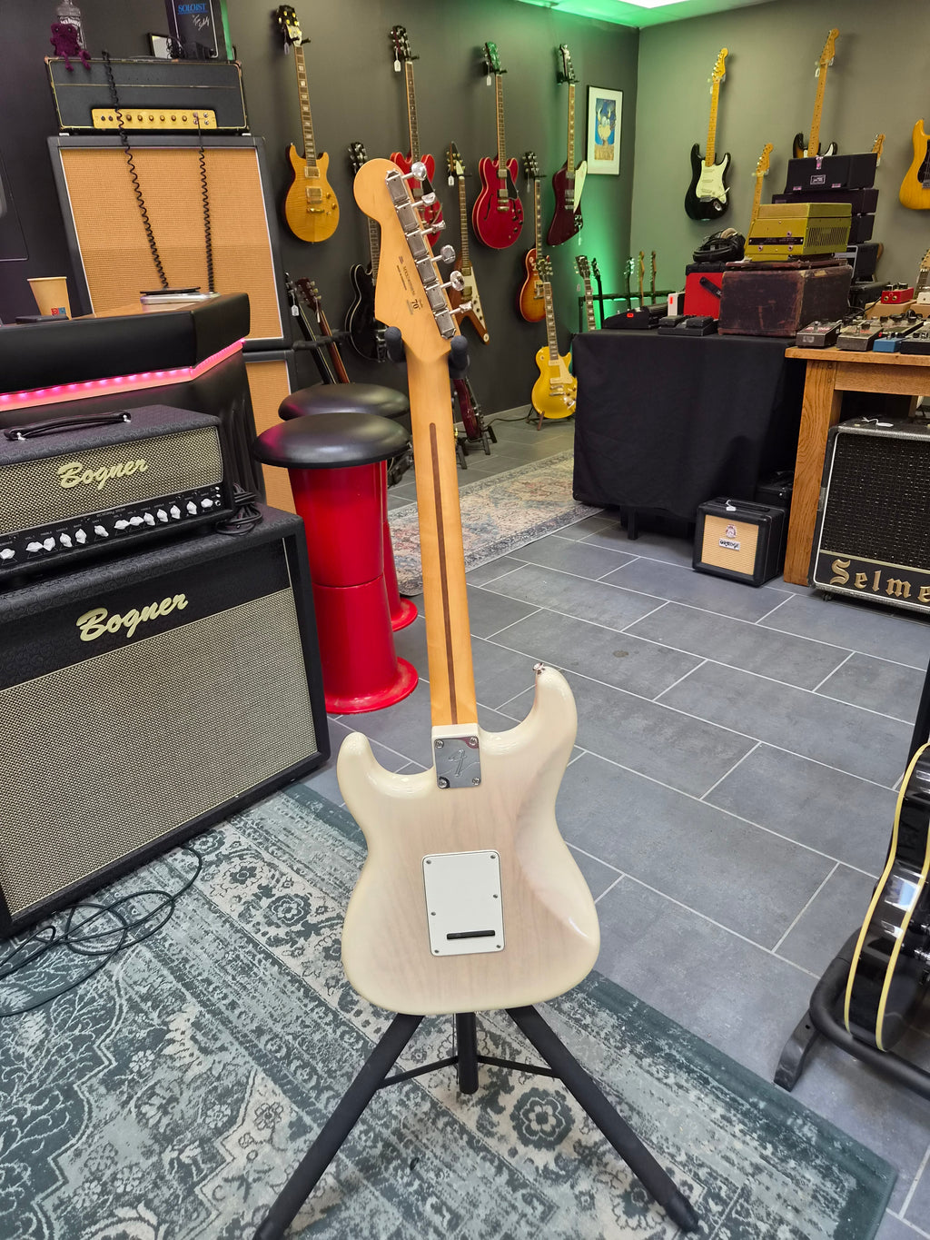 Fender Player II Stratocaster White Blonde 2024