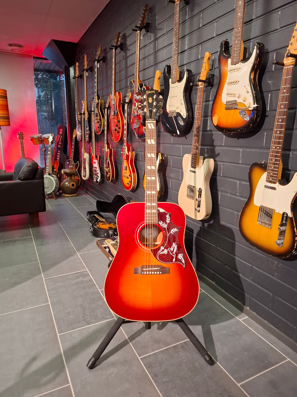 Gibson Hummingbird Special 2025