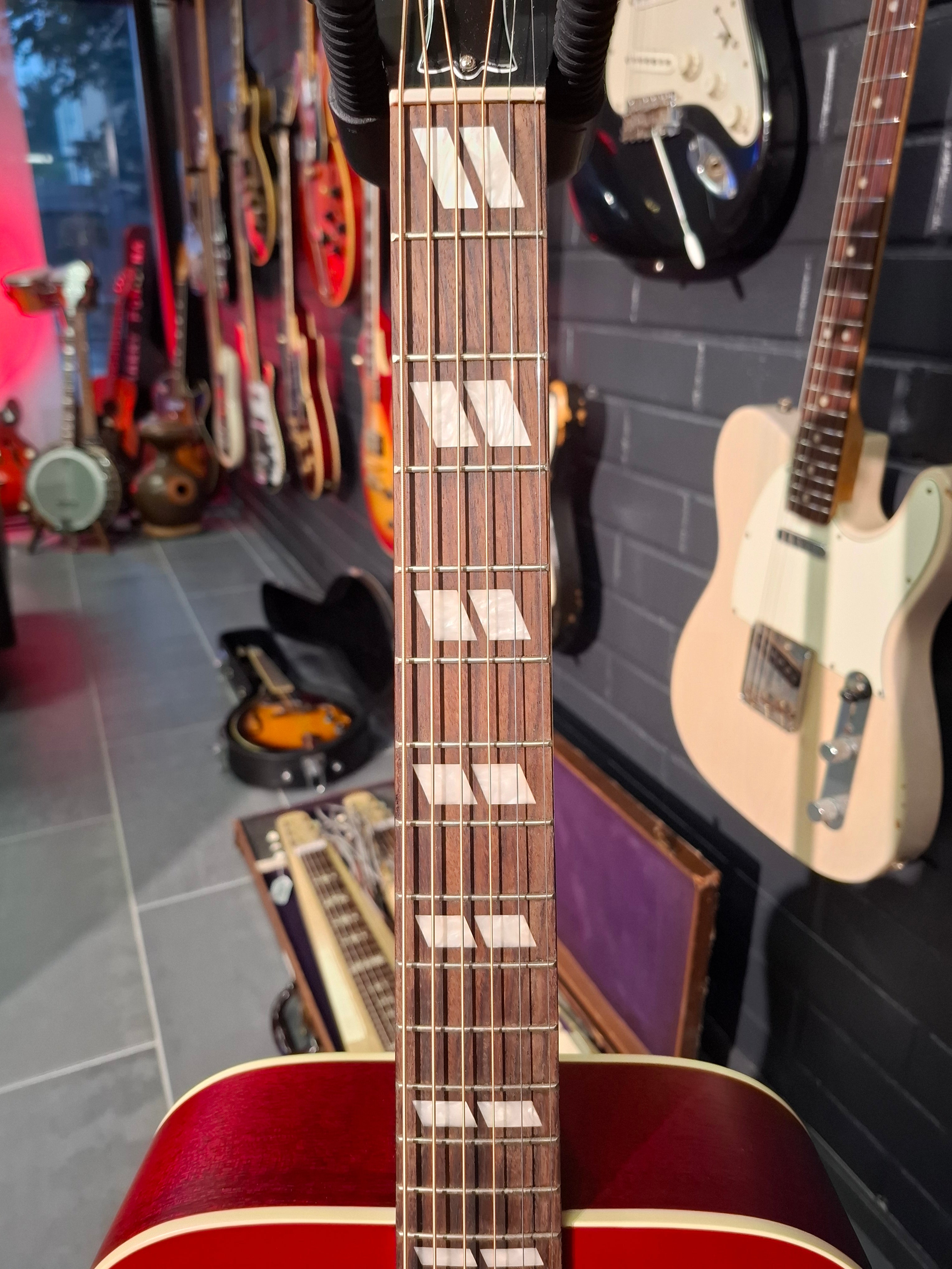 Gibson Hummingbird Special 2025