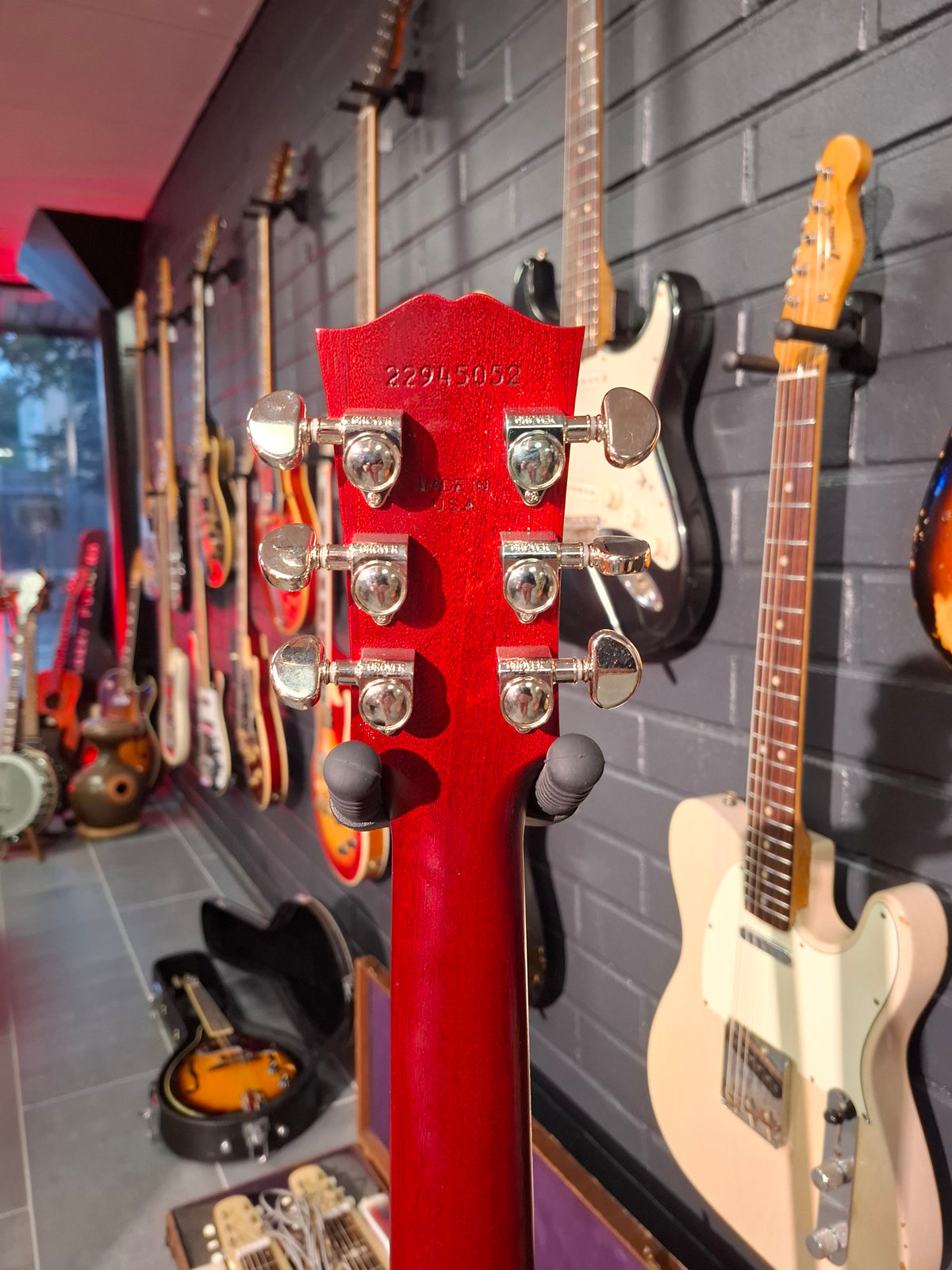 Gibson Hummingbird Special 2025