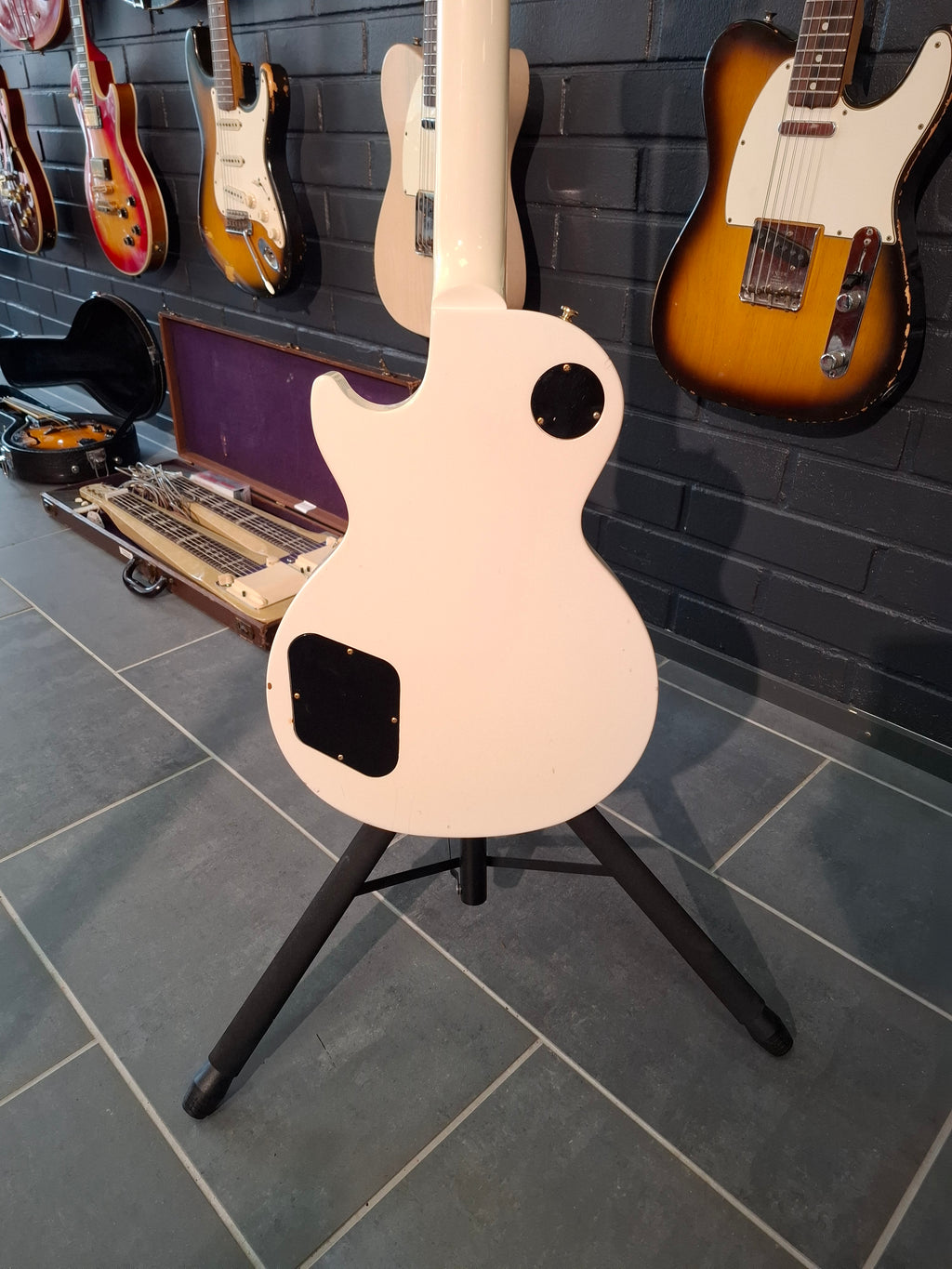 Gibson Les Paul Studio Alpine White 2010