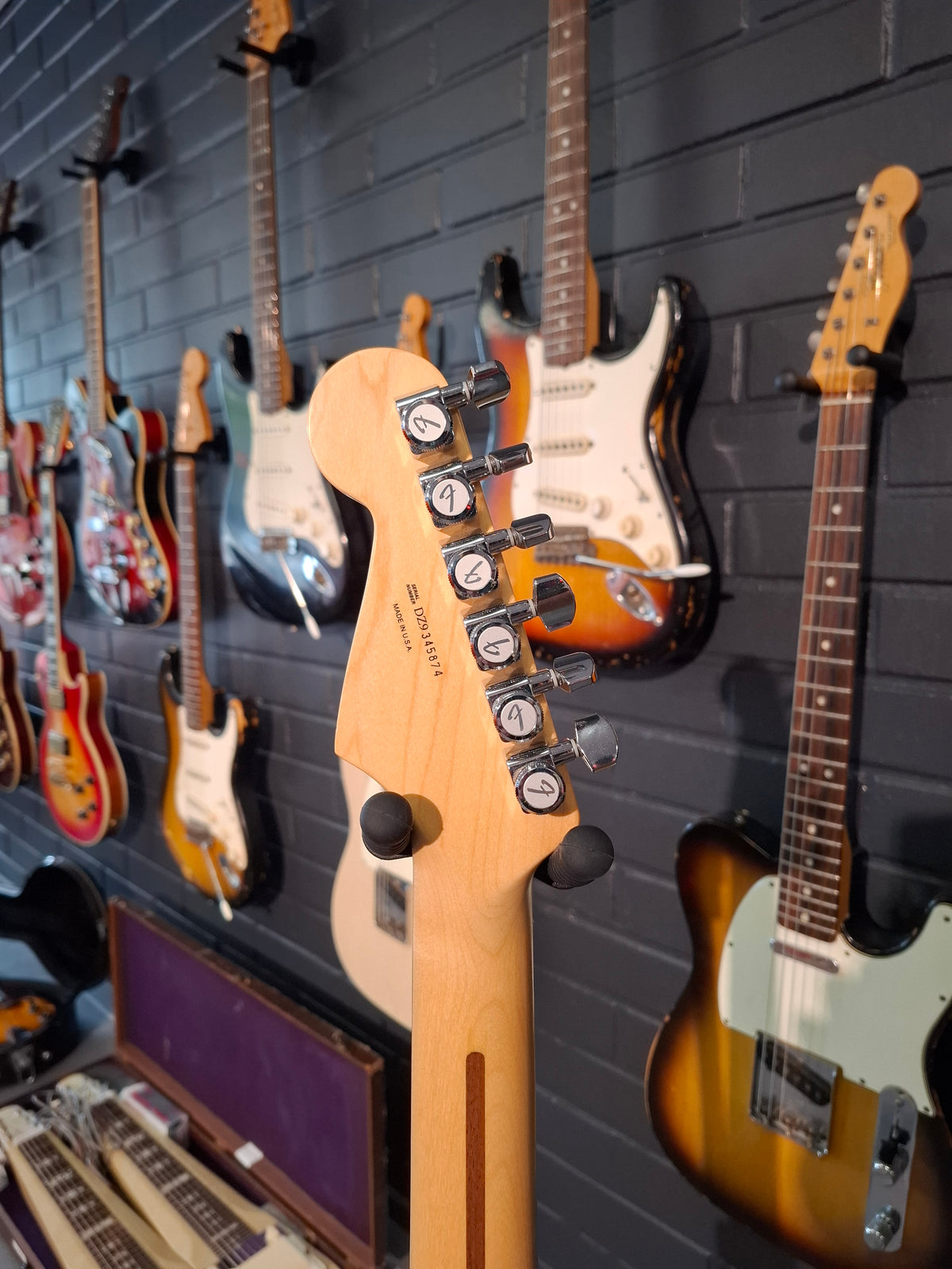 Fender American Deluxe Stratocaster 2011
