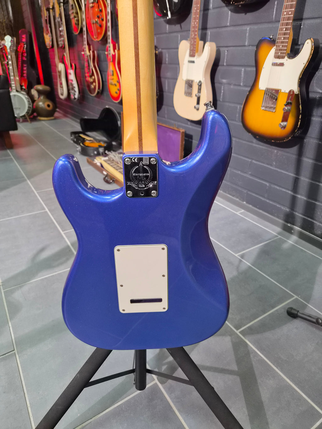 Fender American Standard Stratocaster 2014 w/ EMG Crossroads pickups and EMG electronics