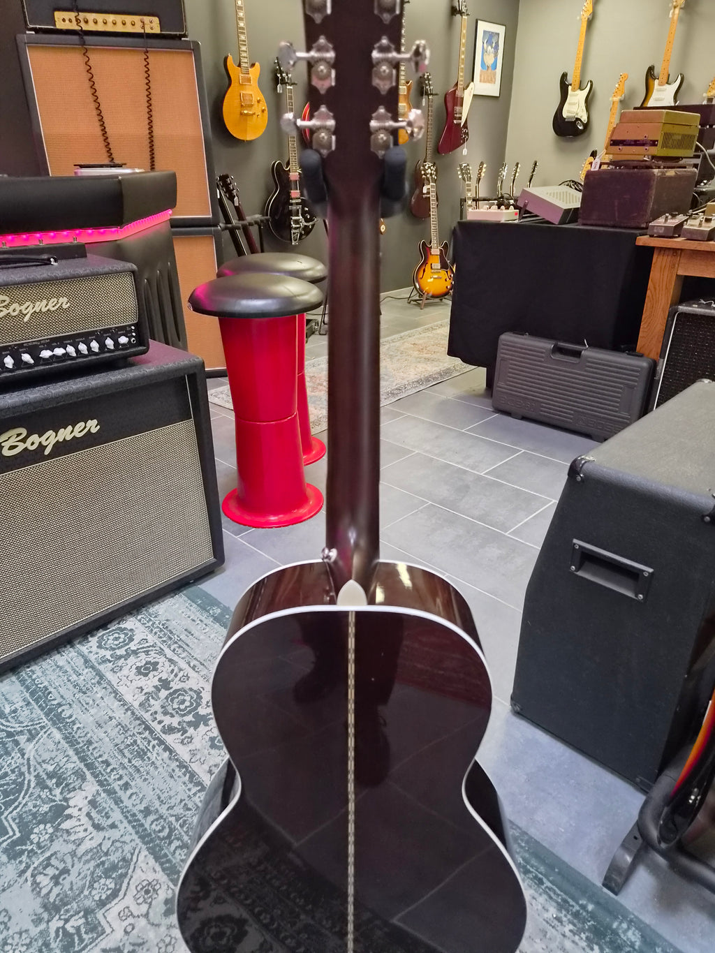 Ibanez AVN1-BS Artwood Vintage Parlor Brown Sunburst