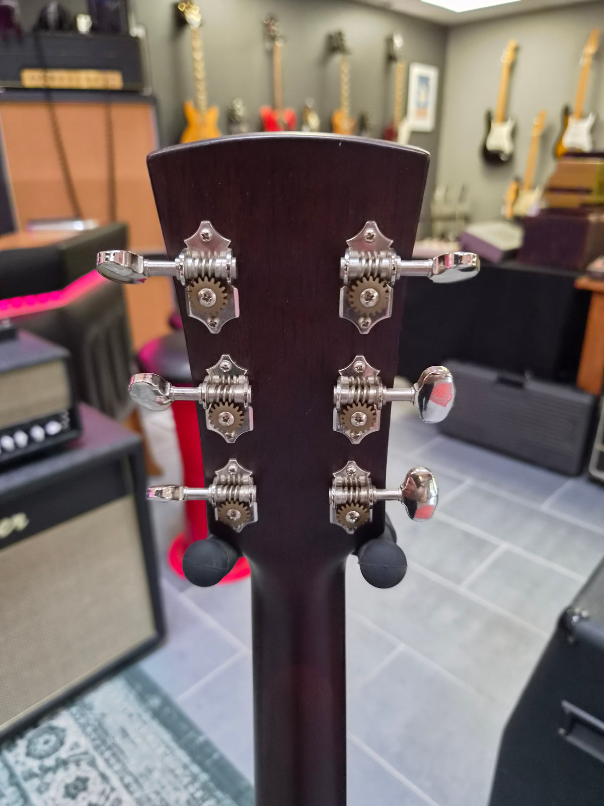 Ibanez AVN1-BS Artwood Vintage Parlor Brown Sunburst