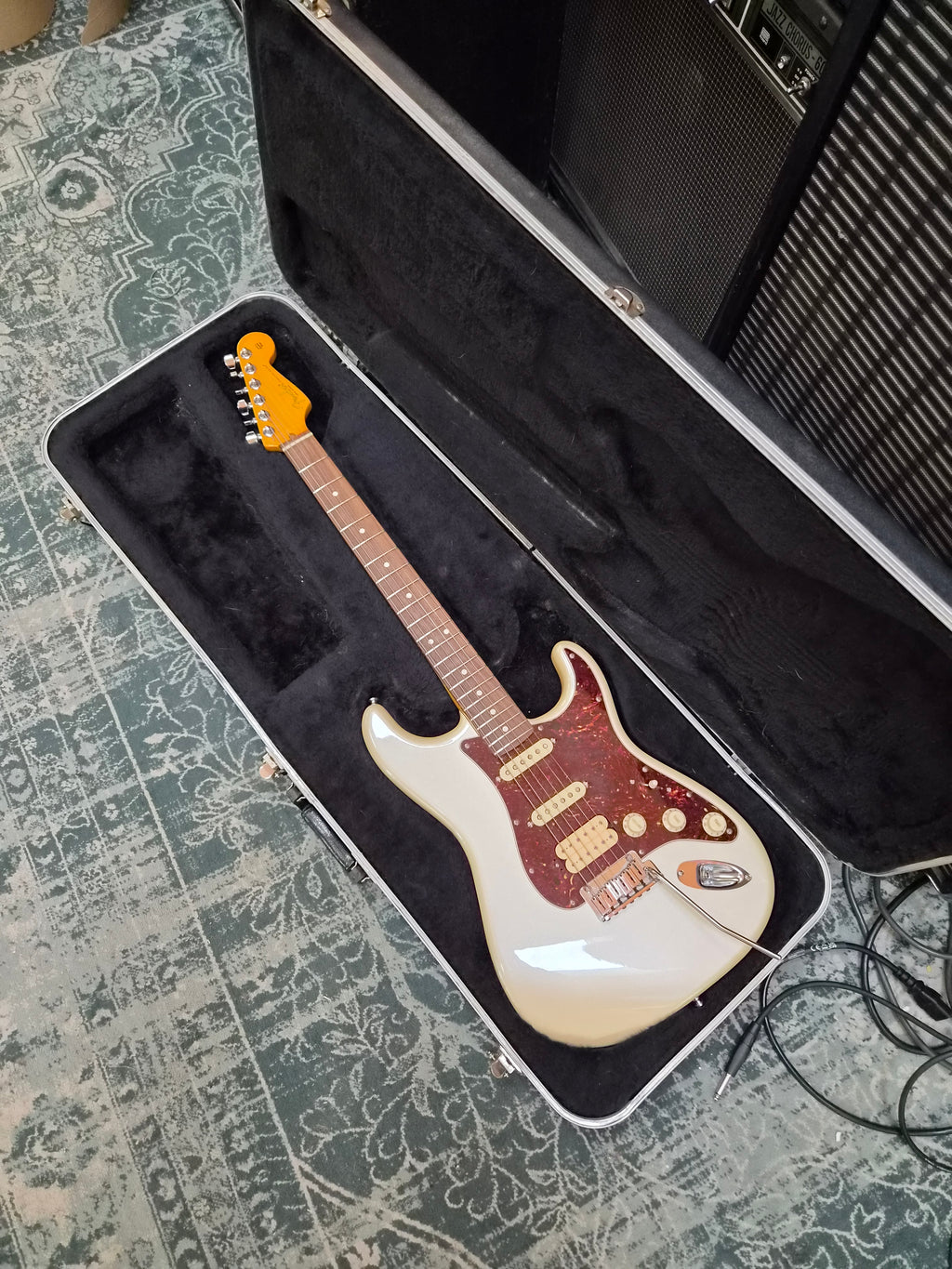 Fender American Deluxe Stratocaster w/ Jeff Beck Olympic Pearl Body and Professional II Neck