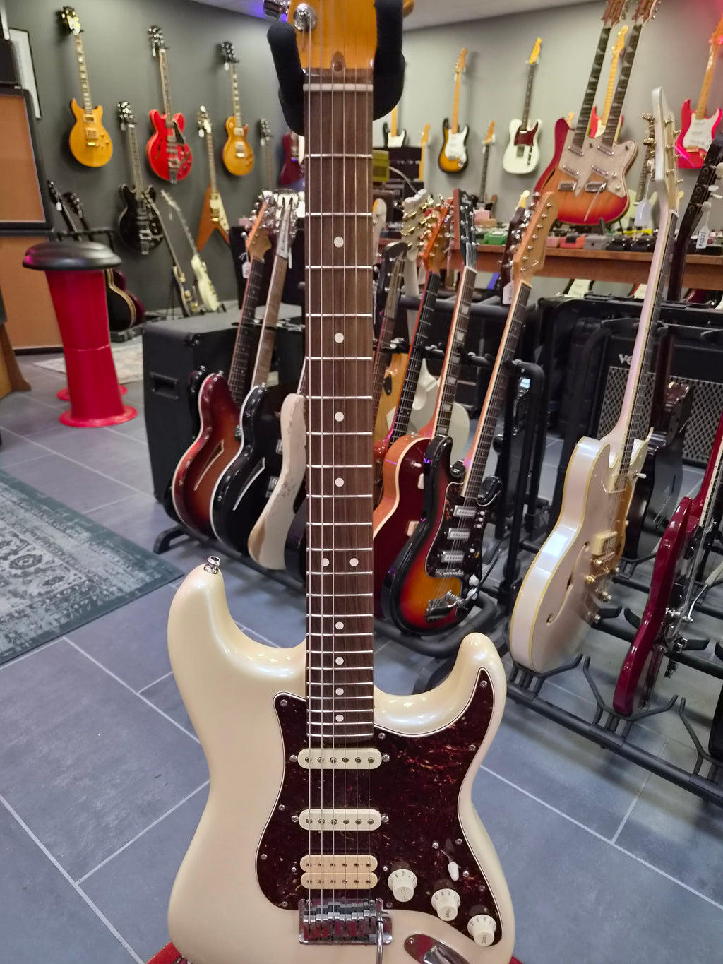 Fender American Deluxe Stratocaster w/ Jeff Beck Olympic Pearl Body and Professional II Neck