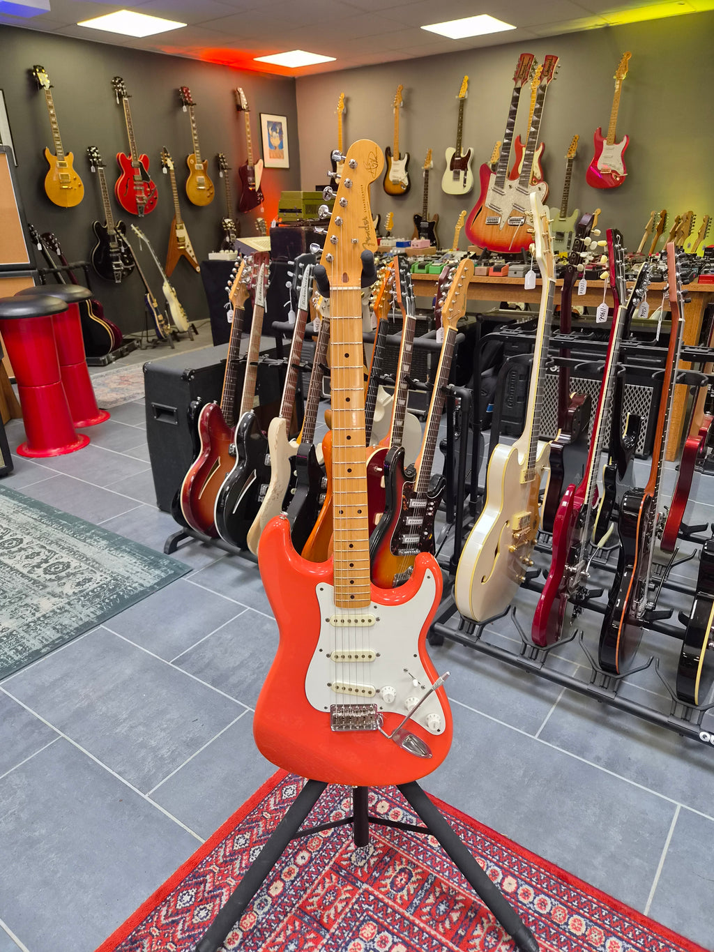 Fender Hank Marvin Signature Stratocaster 1996 Made in Japan