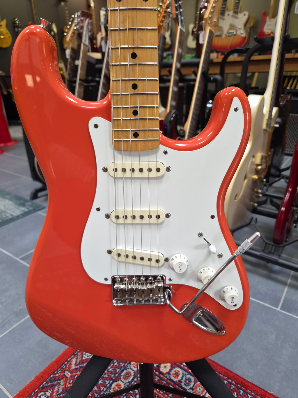 Fender Hank Marvin Signature Stratocaster 1996 Made in Japan