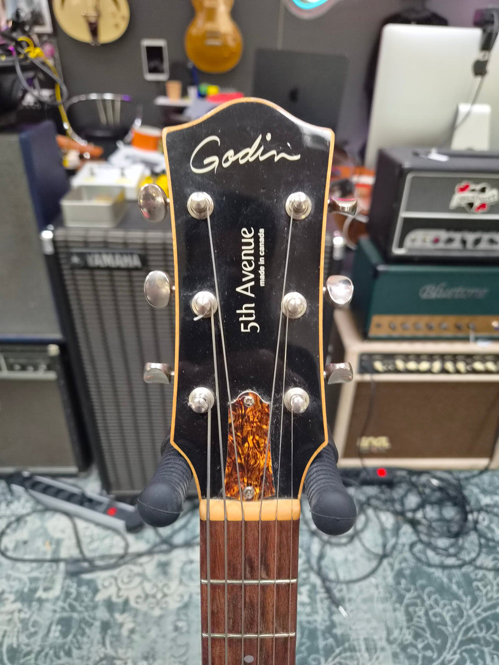 Godin 5th Avenue Kingpin