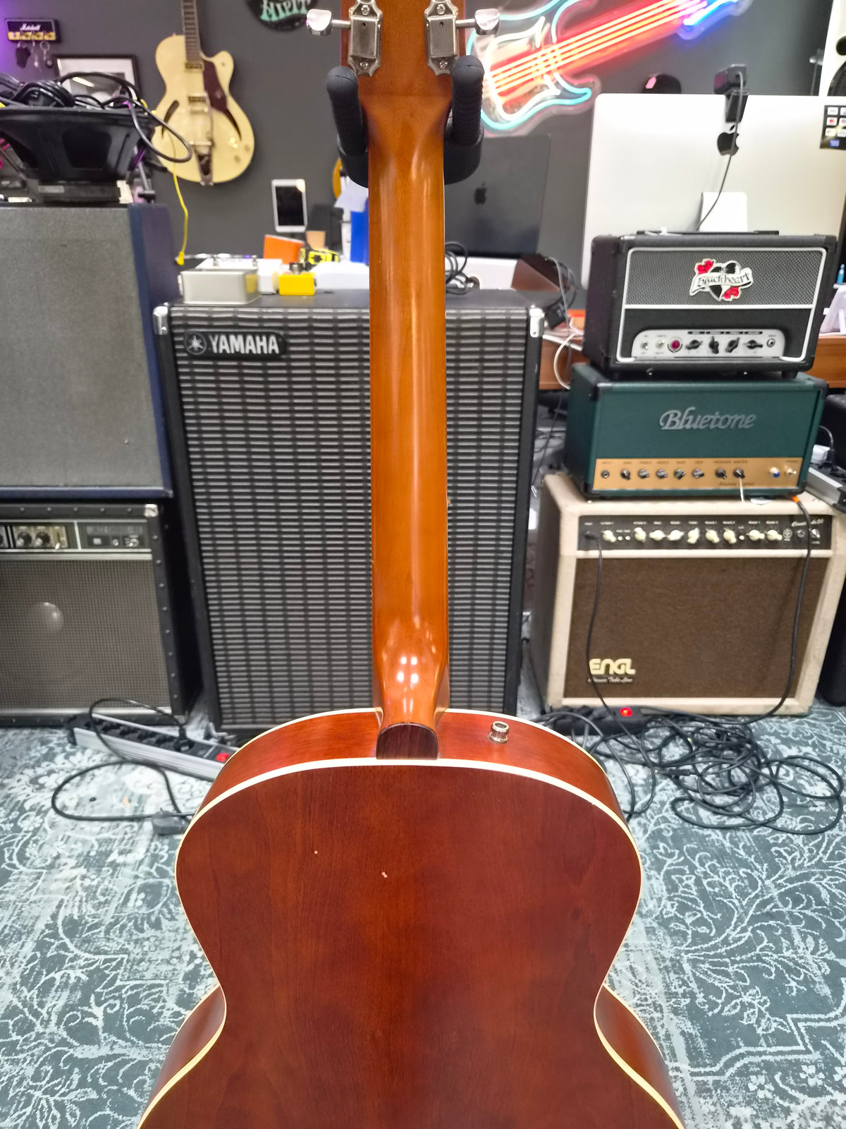Godin 5th Avenue Kingpin
