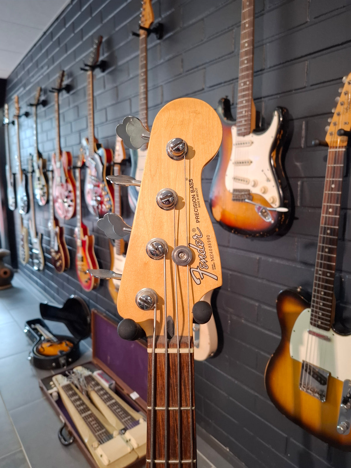 Fender Standard Precision Bass 2004 MIM