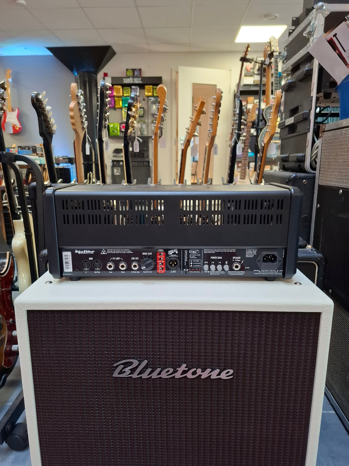 Hughes & Kettner TubeMeister Deluxe 40