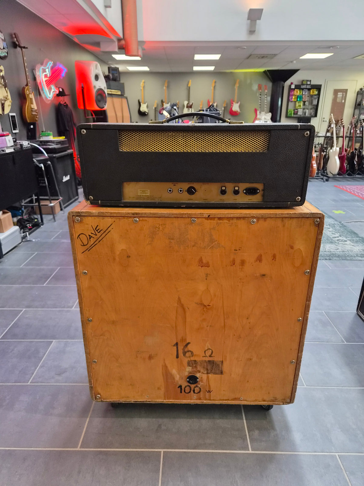 Marshall JMP 50W 1968 Plexi & Marshall 1982A Cabinet