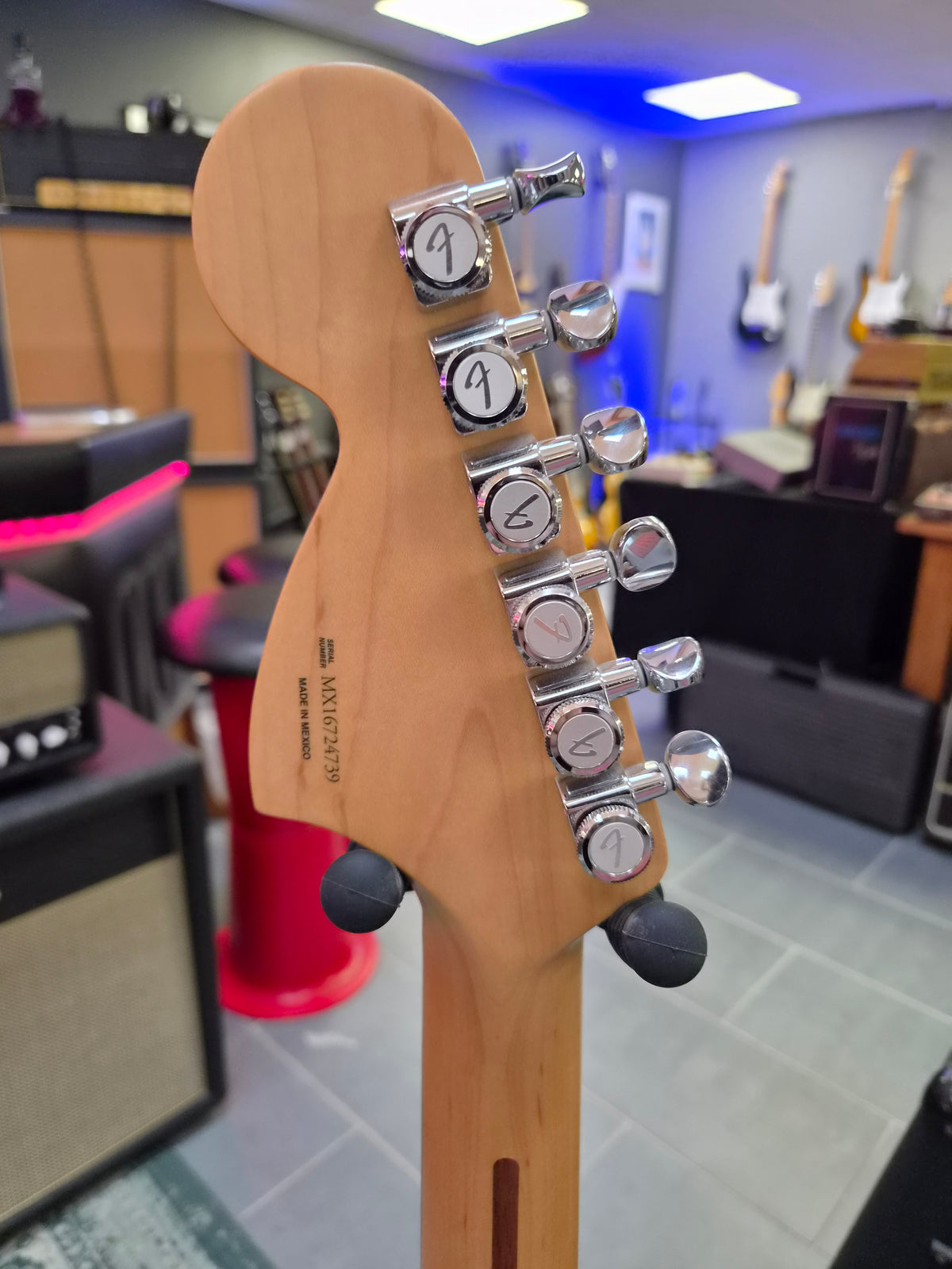 Fender Deluxe Roadhouse Stratocaster Sunburst 2016