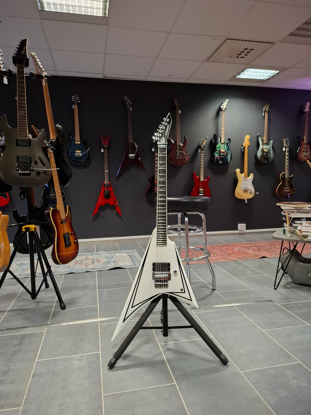Edwards E-Scythe Alexi Laiho Signature w/ Boost