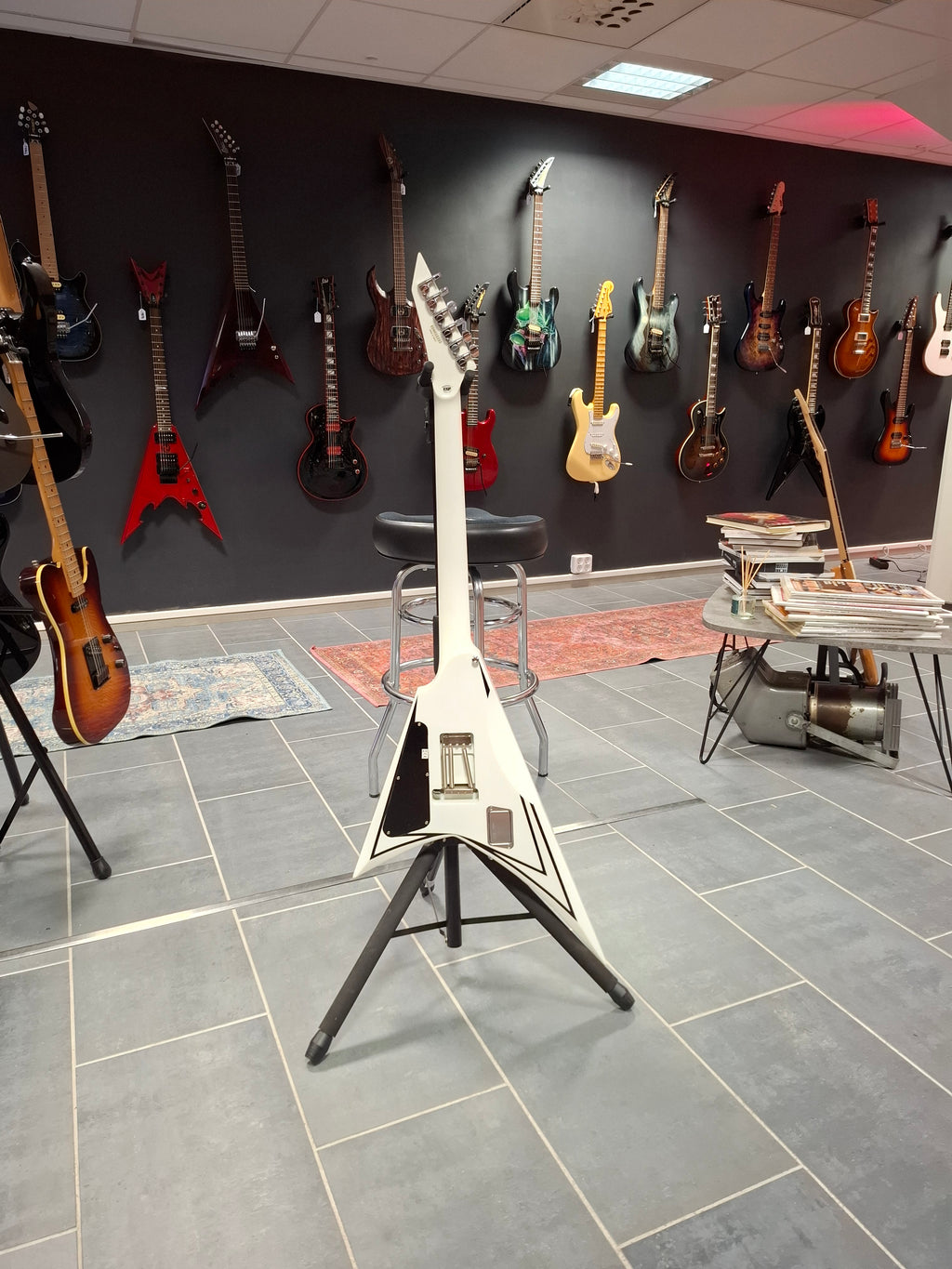 Edwards E-Scythe Alexi Laiho Signature w/ Boost