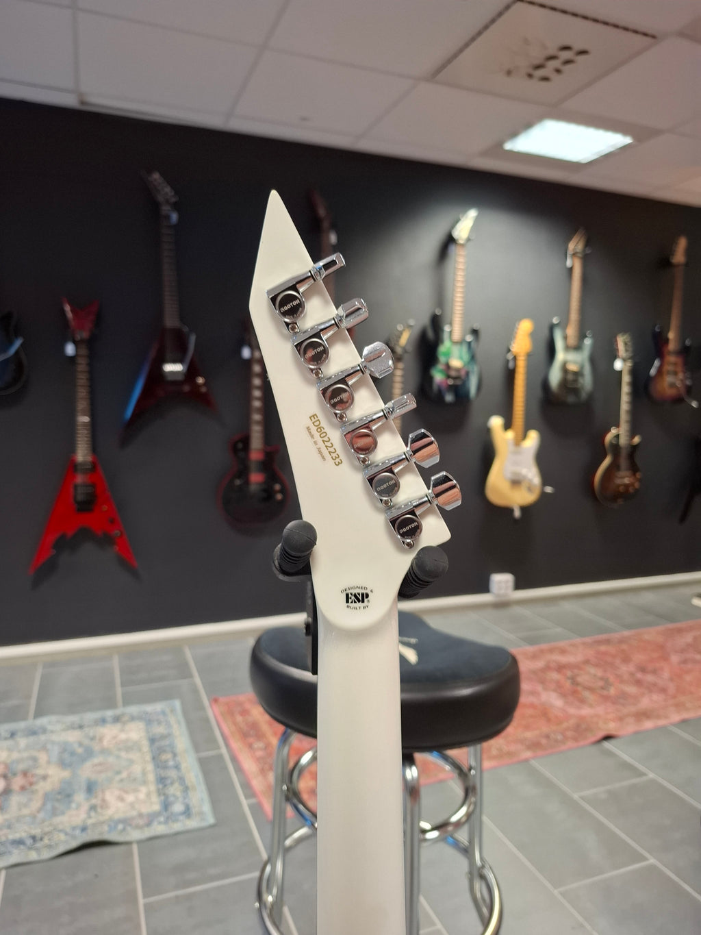 Edwards E-Scythe Alexi Laiho Signature w/ Boost