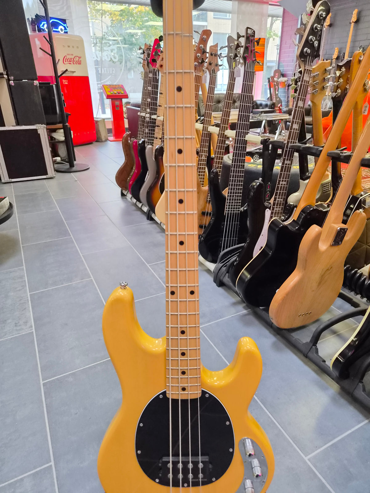 Sterling By Music Man Stingray Classic 24 Butterscotch