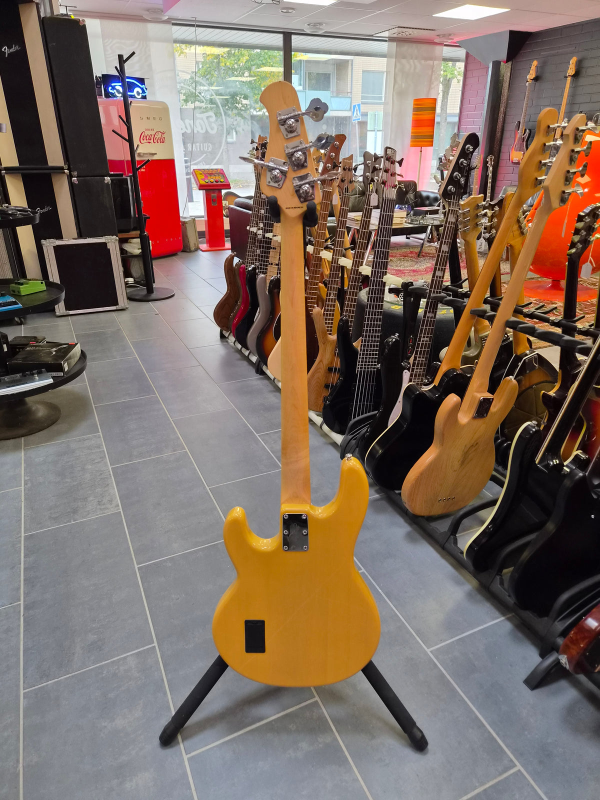 Sterling By Music Man Stingray Classic 24 Butterscotch