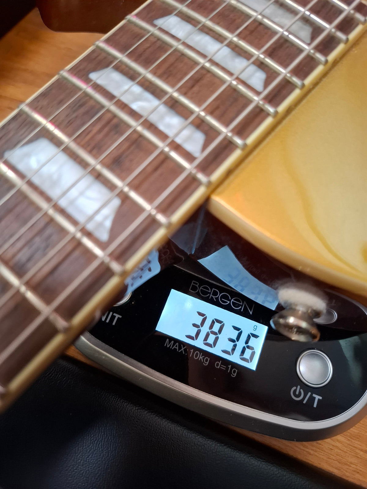 Epiphone Les Paul Standard Inspired by Gibson Gold Top