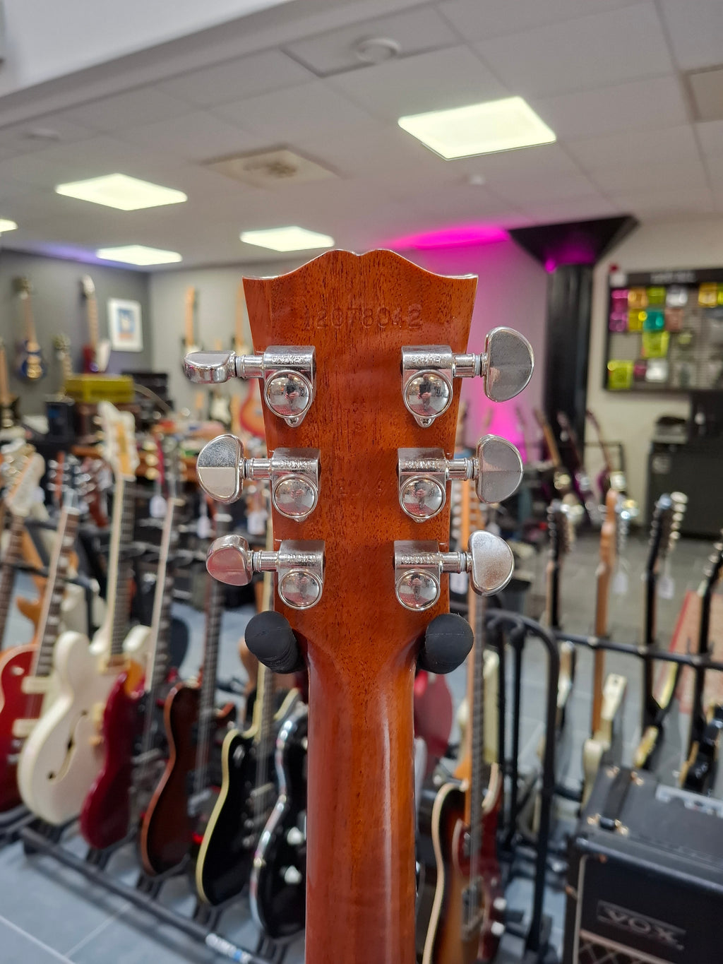 Gibson Hummingbird Studio Walnut