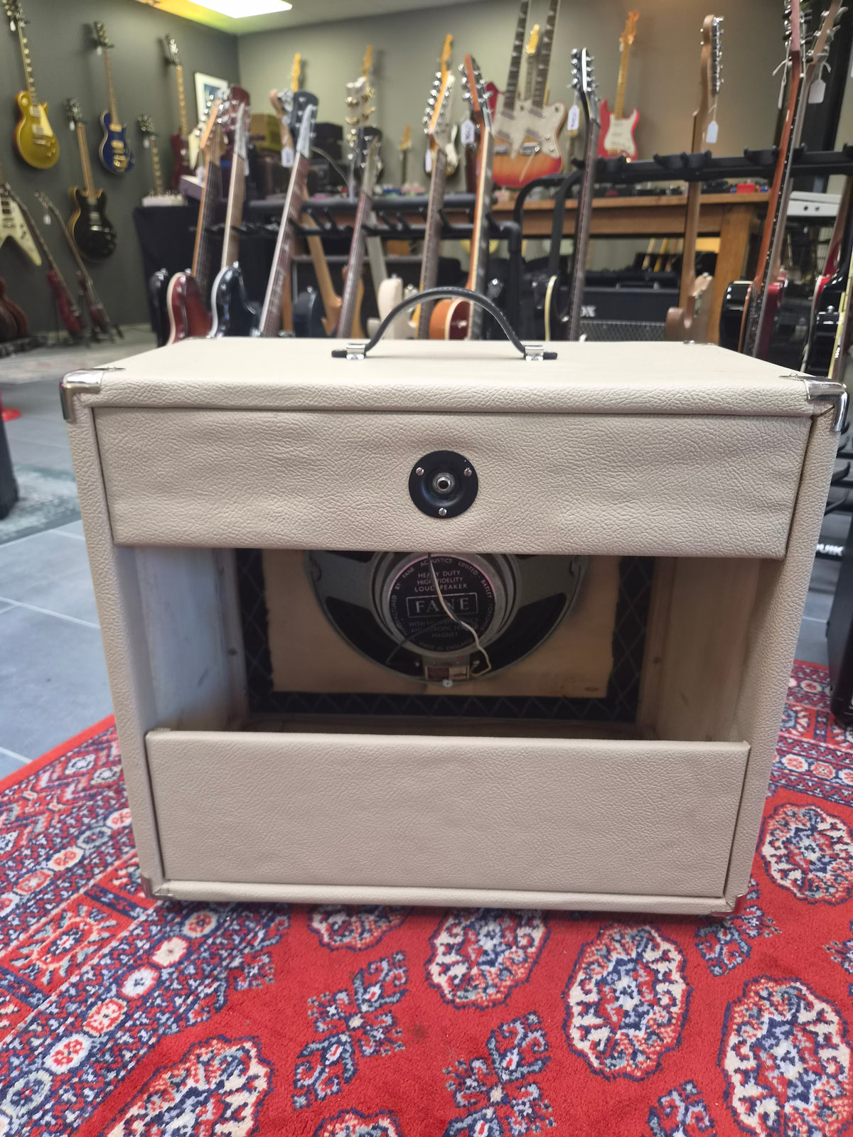 No Name 1x12" Cabinet w/ Fane 122/12 30W 8 Ohm